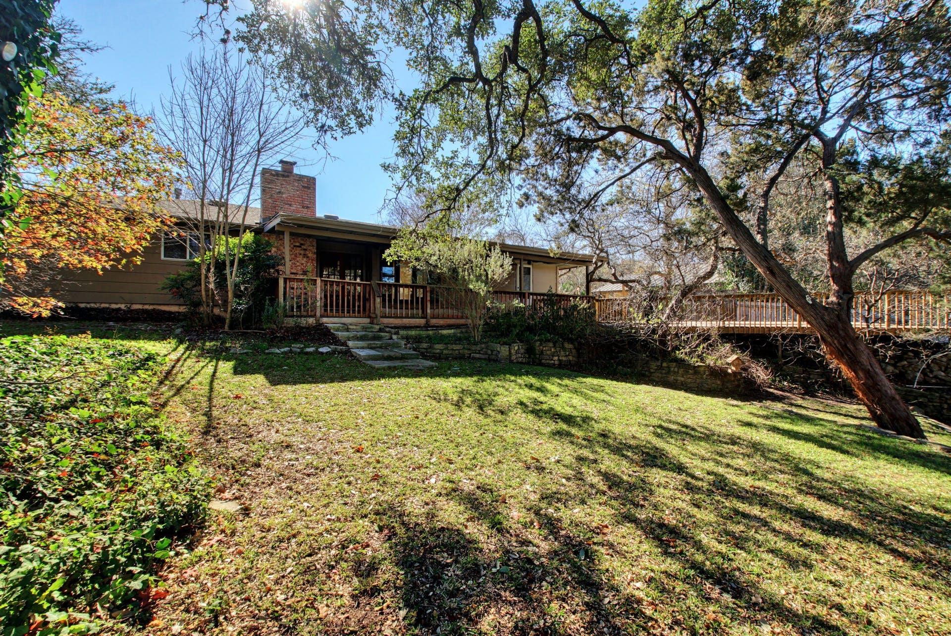 2306 Forest Bend DR