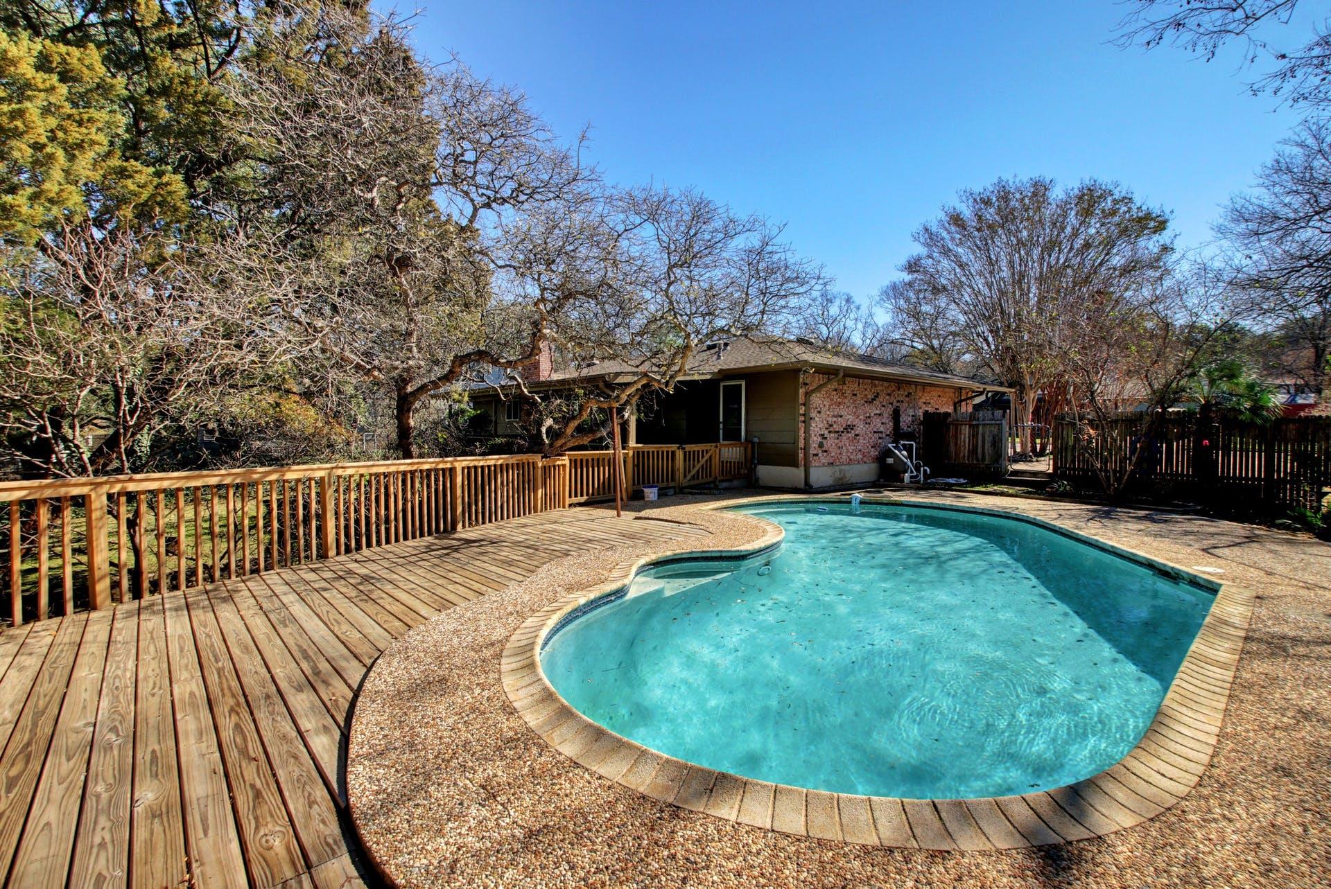 2306 Forest Bend DR