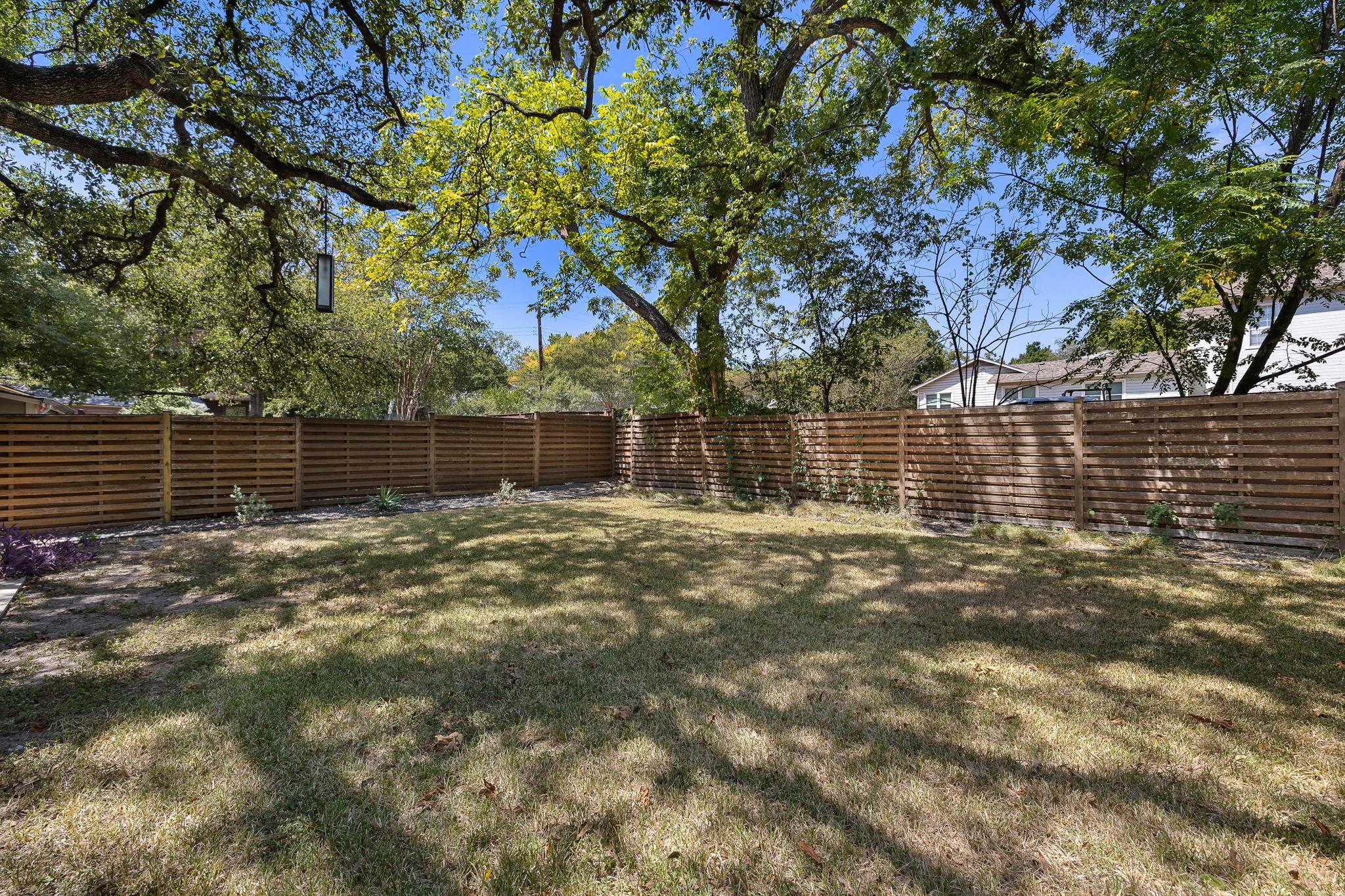1208 Kinney Ave