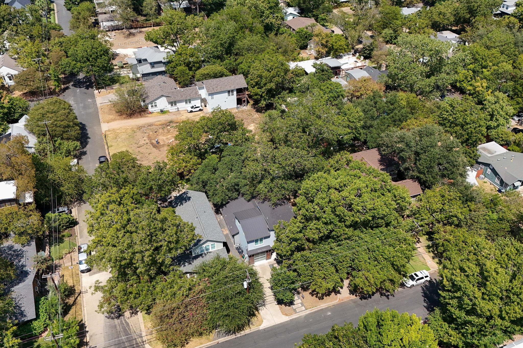 1208 Kinney Ave