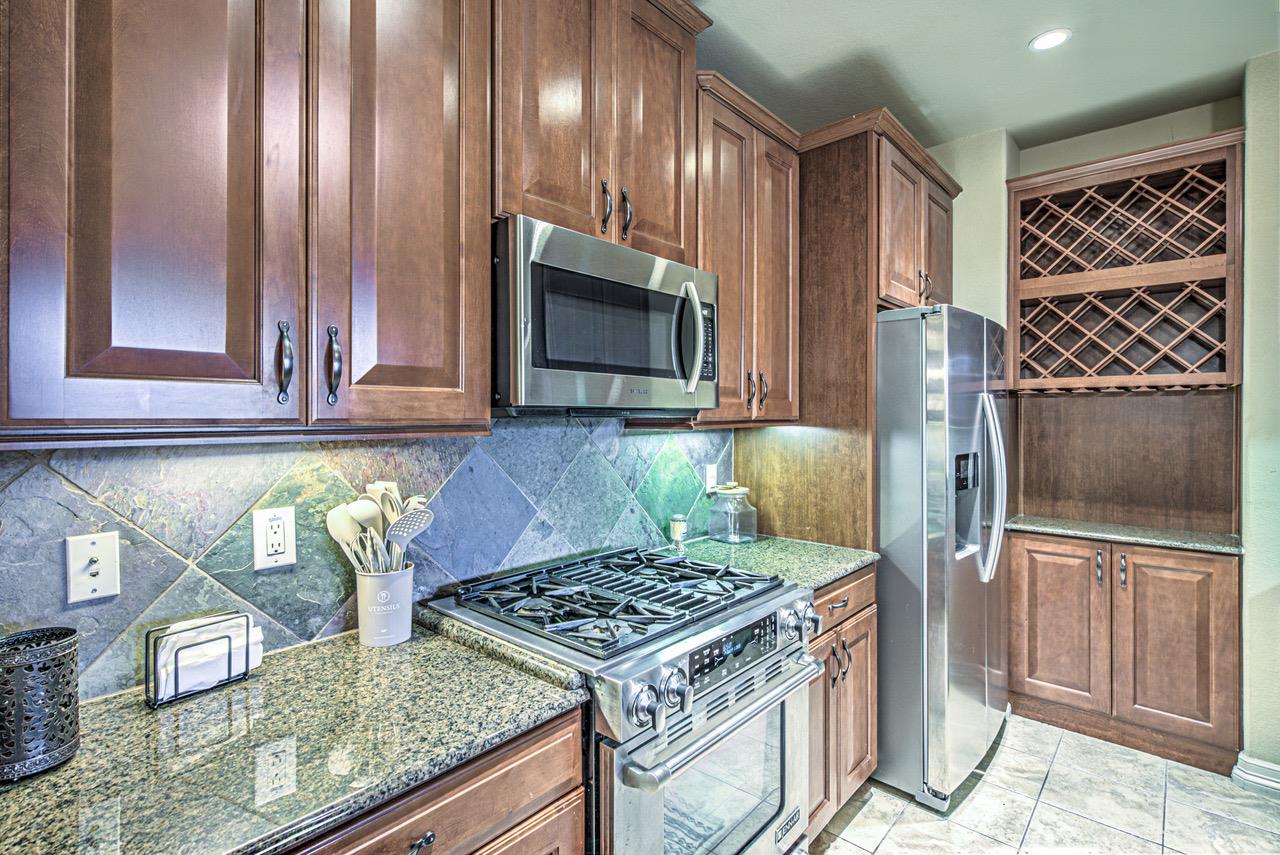 2226 Westlake DR # 3 Unit: 1-3