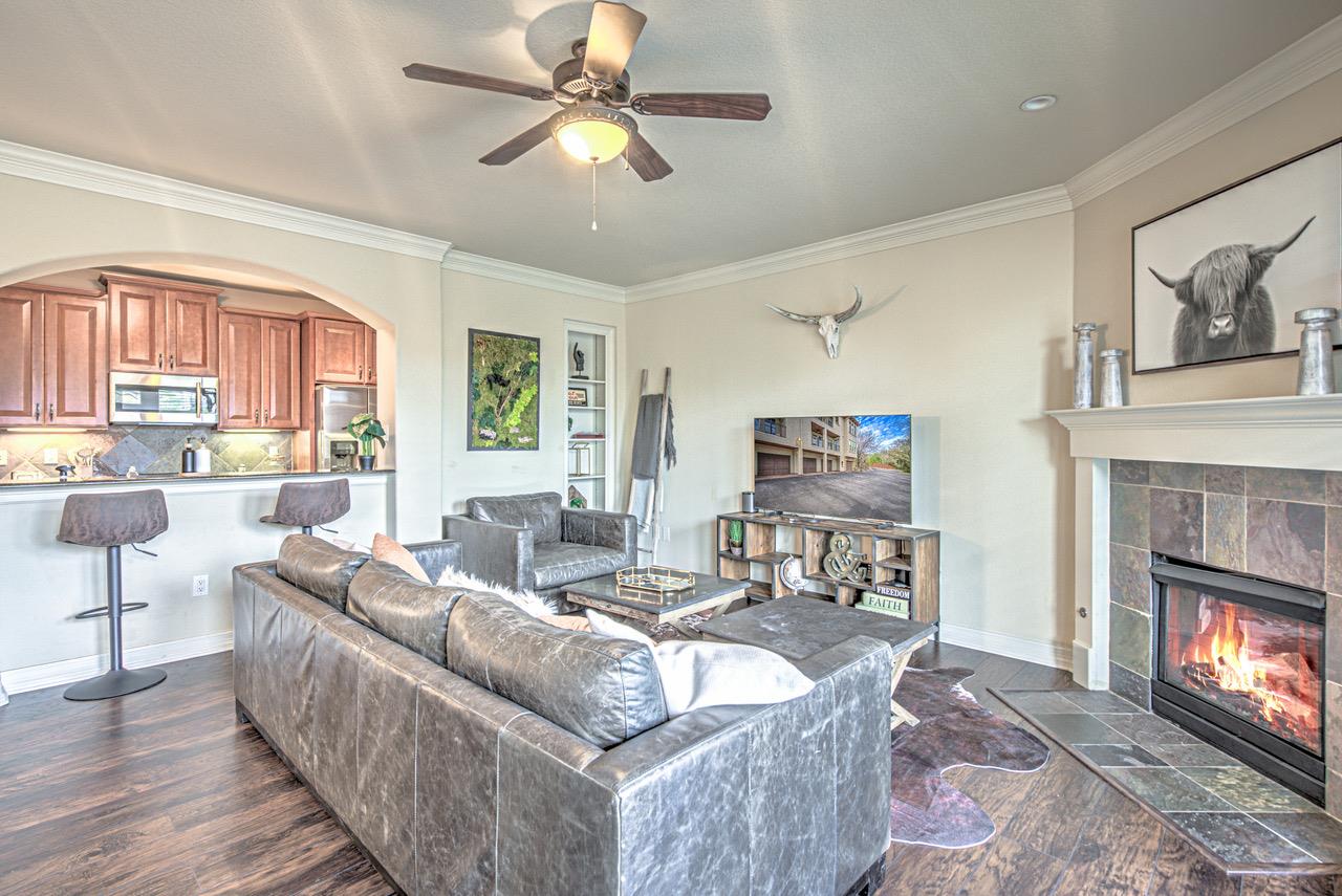 2226 Westlake DR # 3 Unit: 1-3