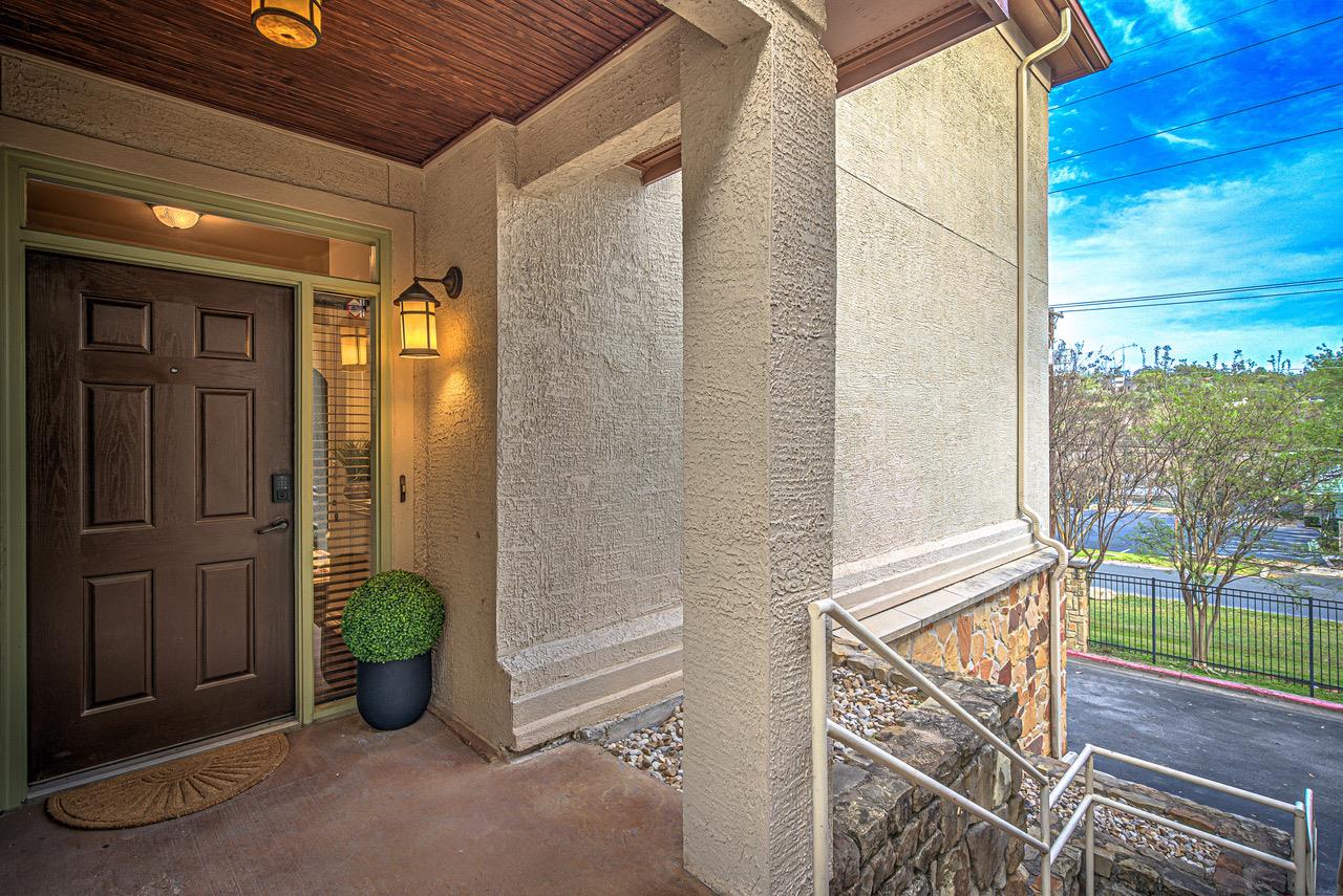 2226 Westlake DR # 3 Unit: 1-3