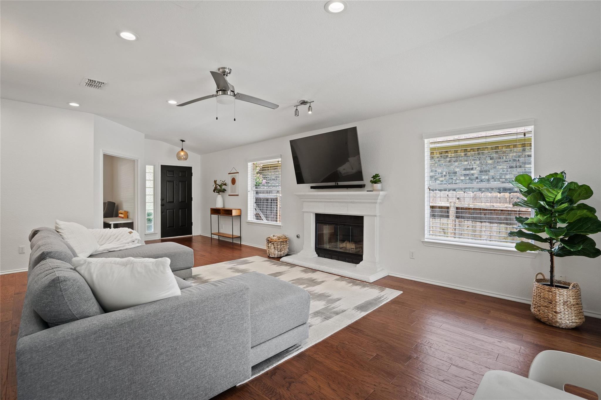 3207 Silkgrass BND