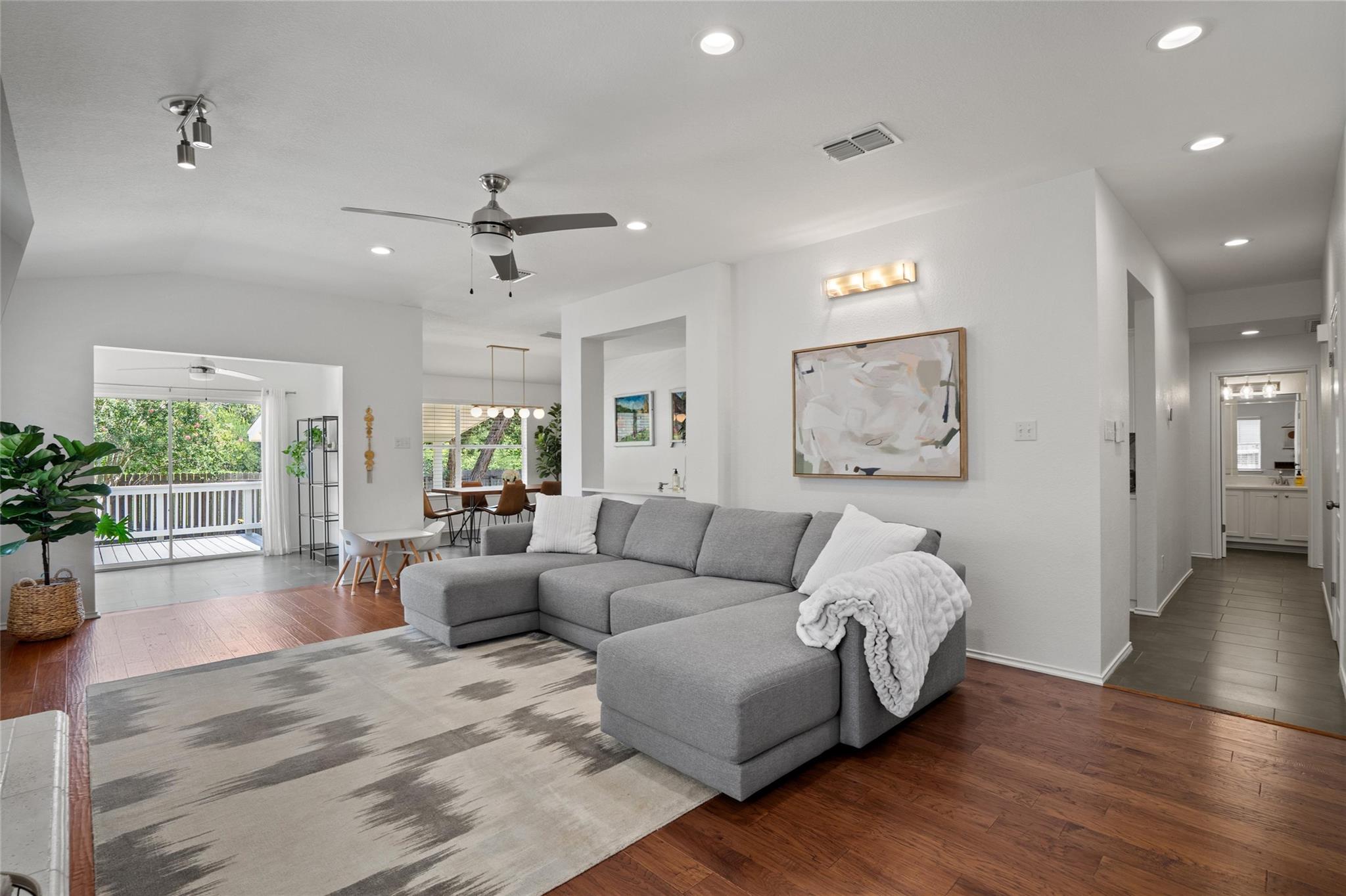 3207 Silkgrass BND