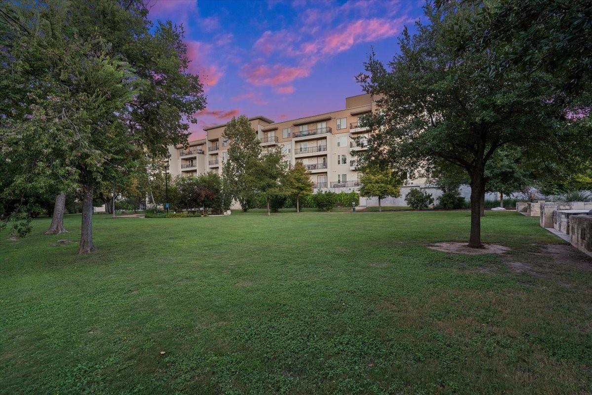 1900 Barton Springs RD # 5001