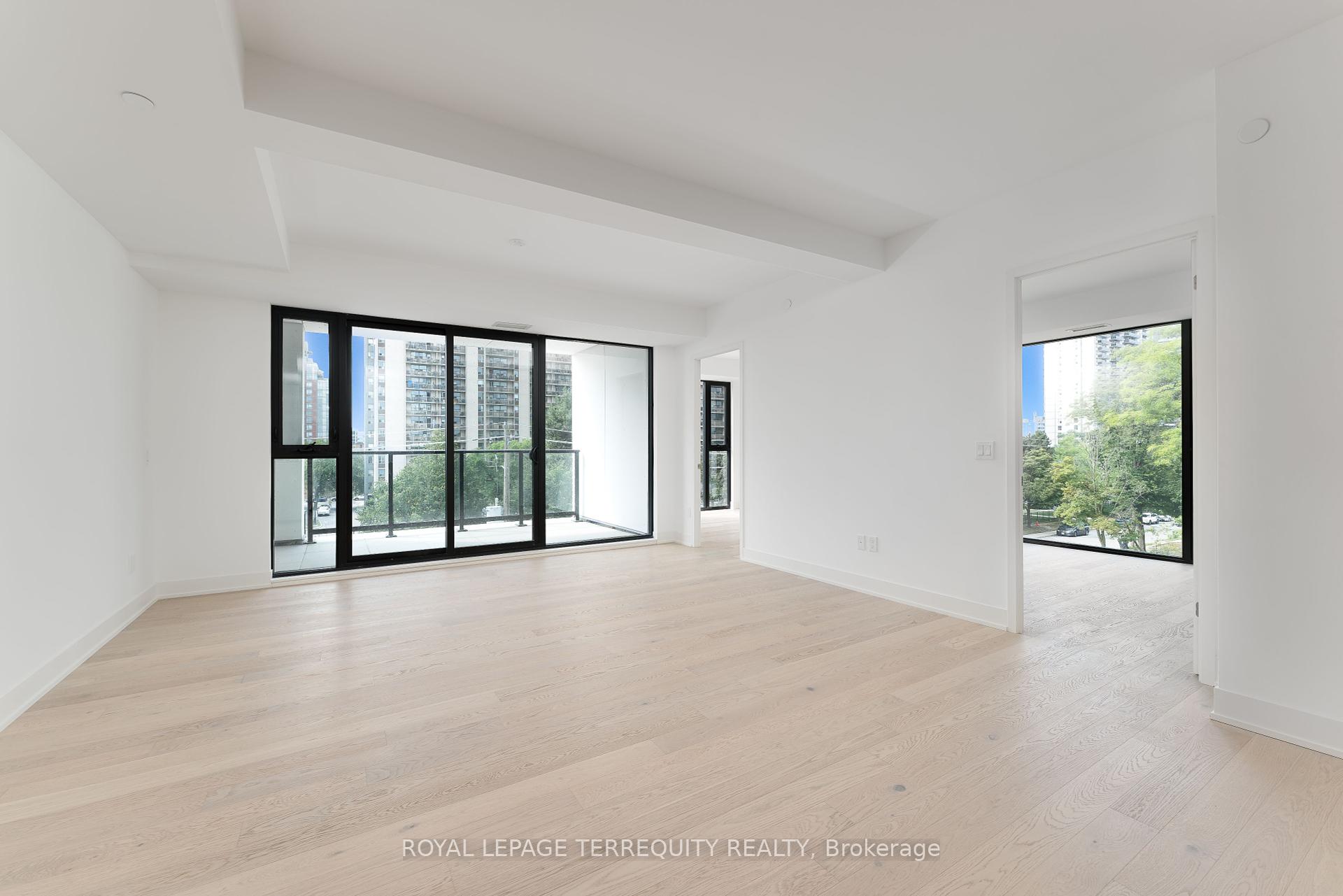 200 Keewatin Avenue PH05