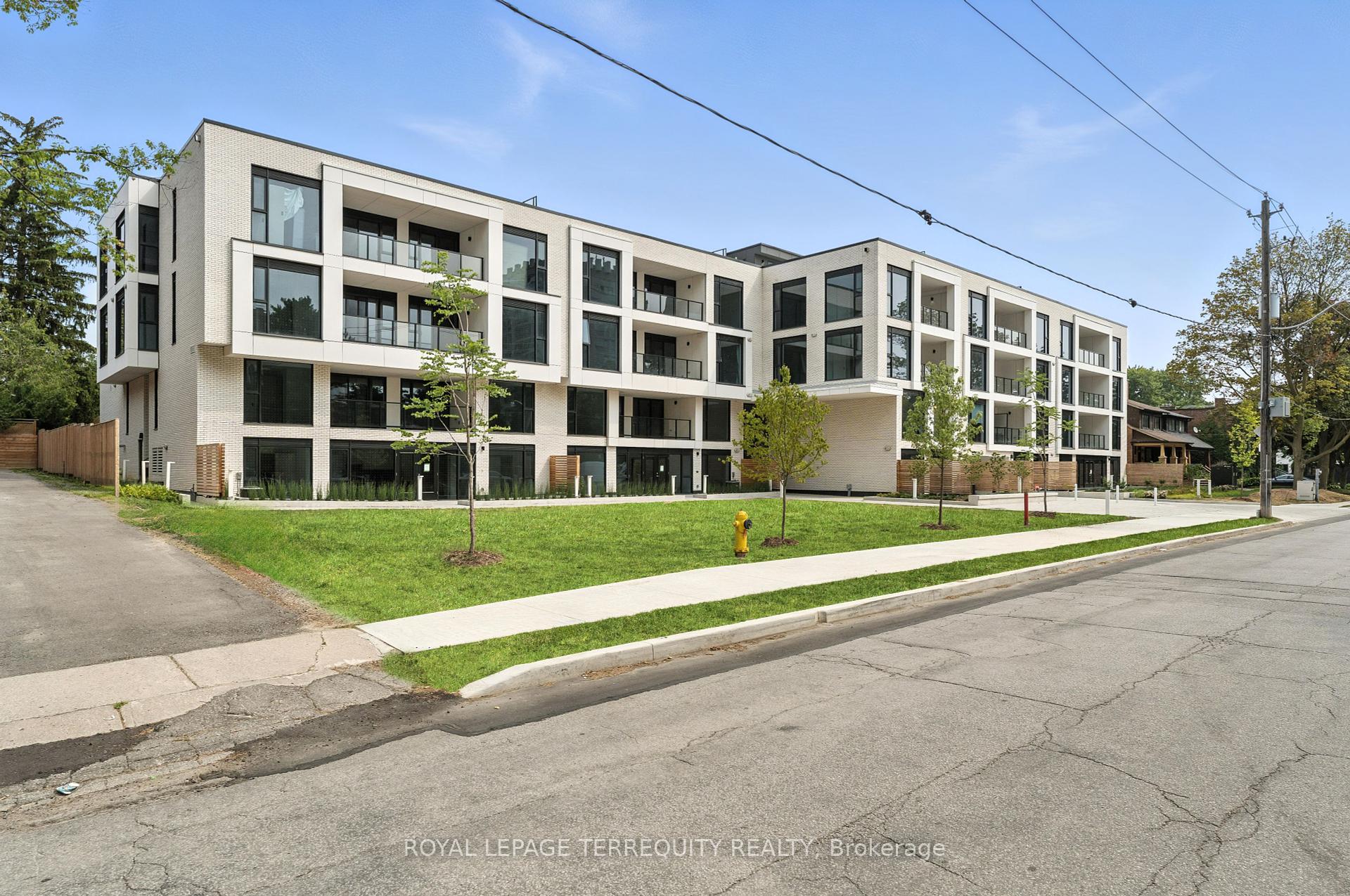 200 Keewatin Avenue PH05