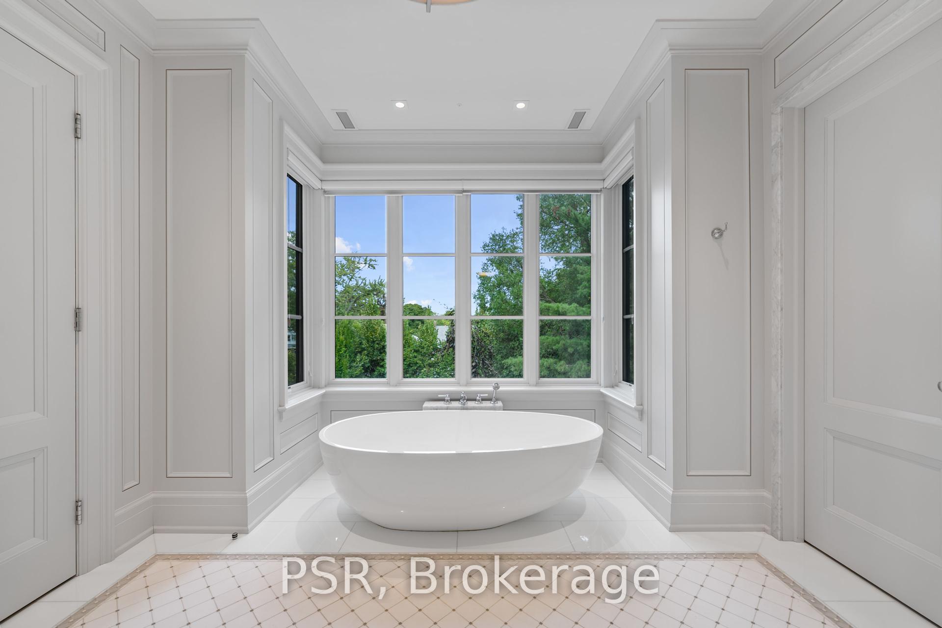 221 Dunvegan Road