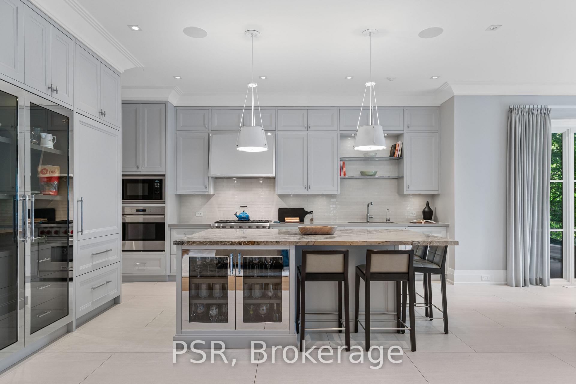 221 Dunvegan Road