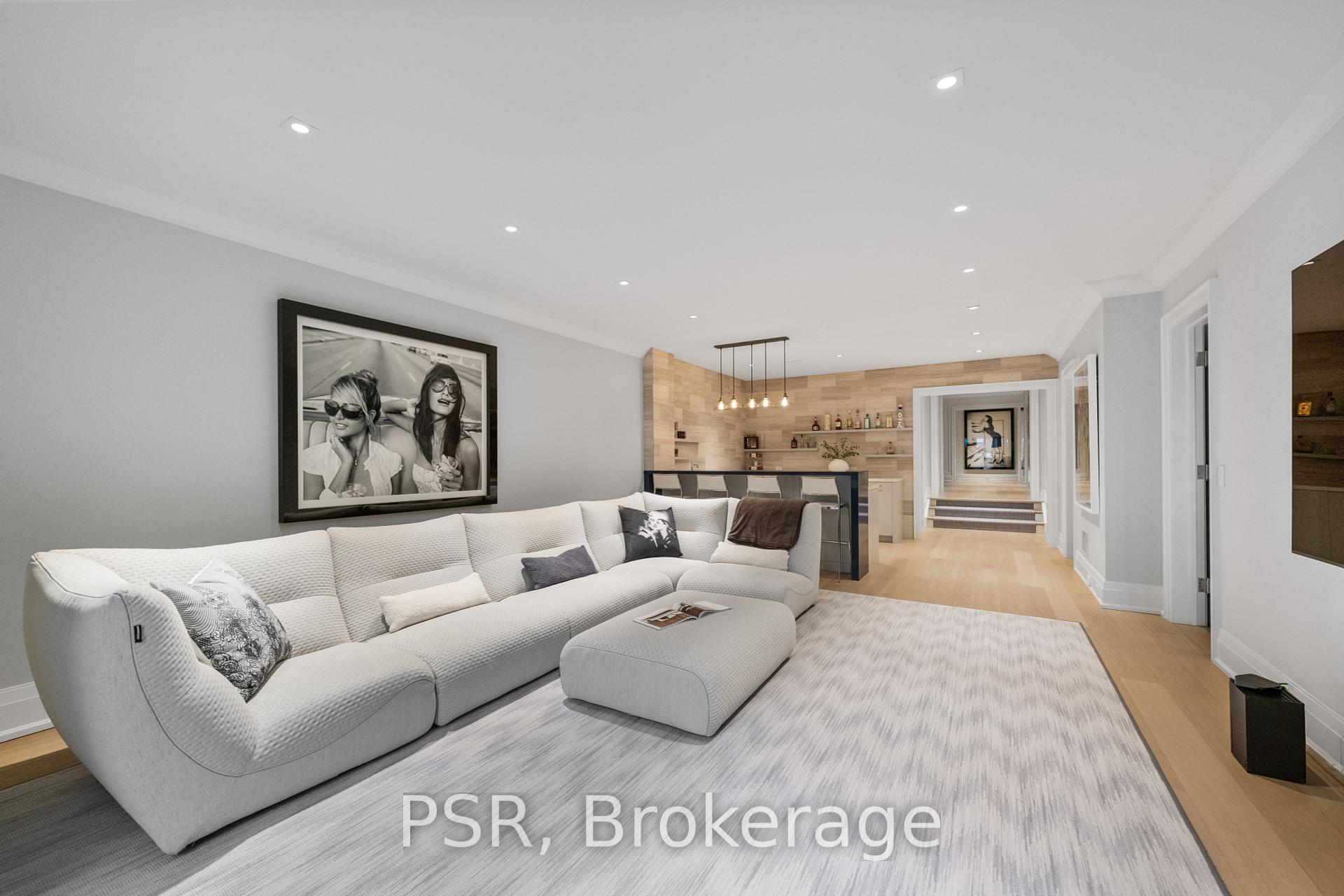 221 Dunvegan Road