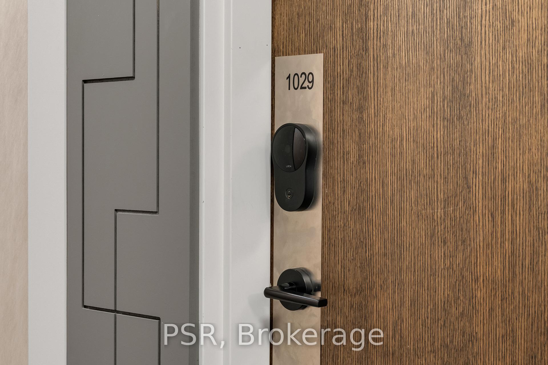 100 Eagle Rock Way, Vaughan, ON L6A 5B9