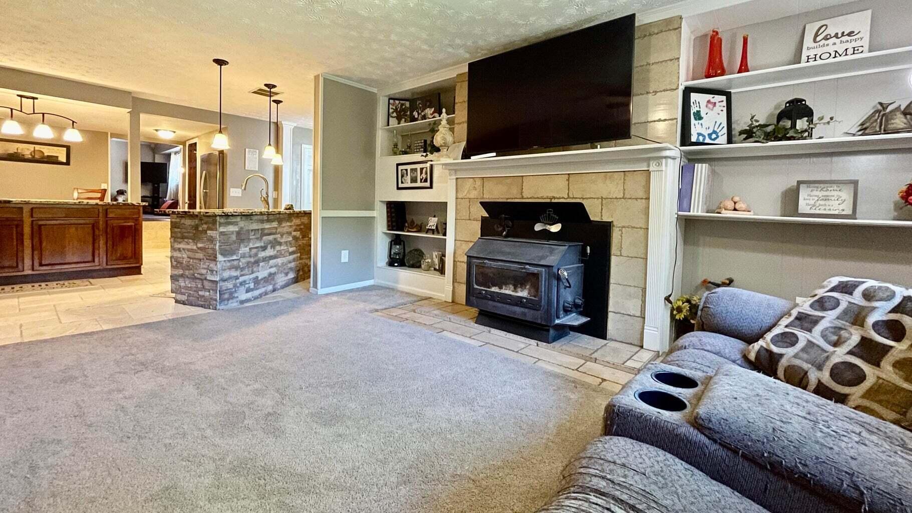 4840 Pride Parkway, A