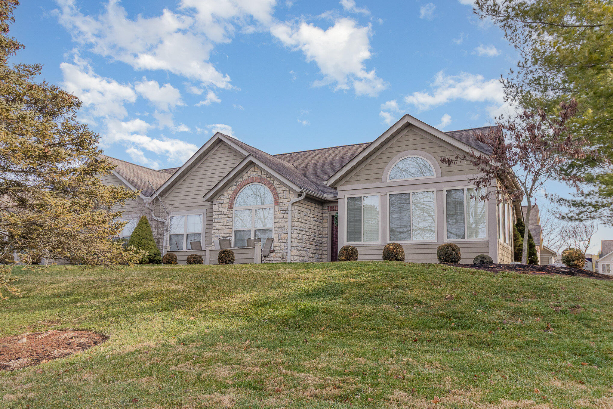 9123 Royal Oak Lane