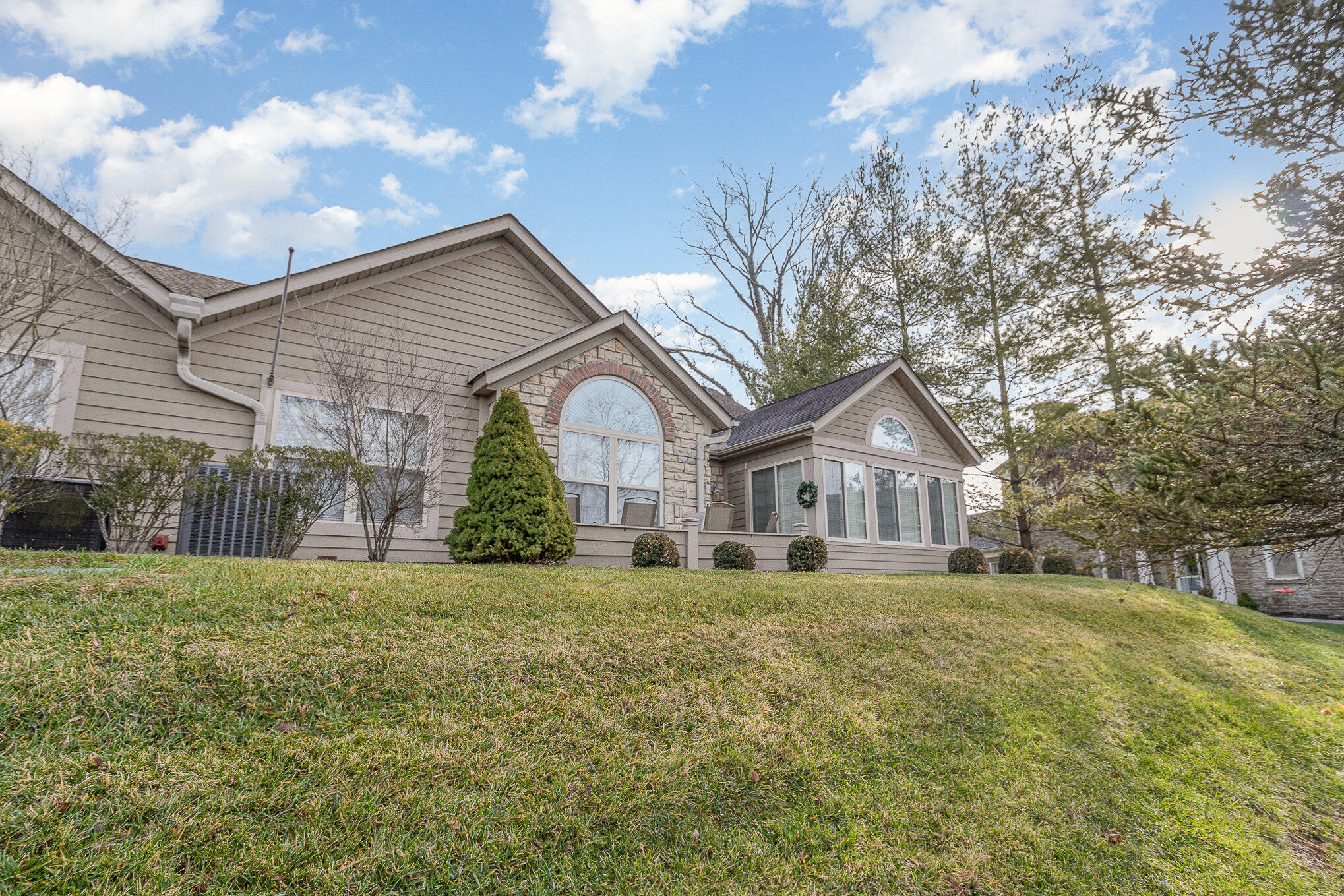 9123 Royal Oak Lane