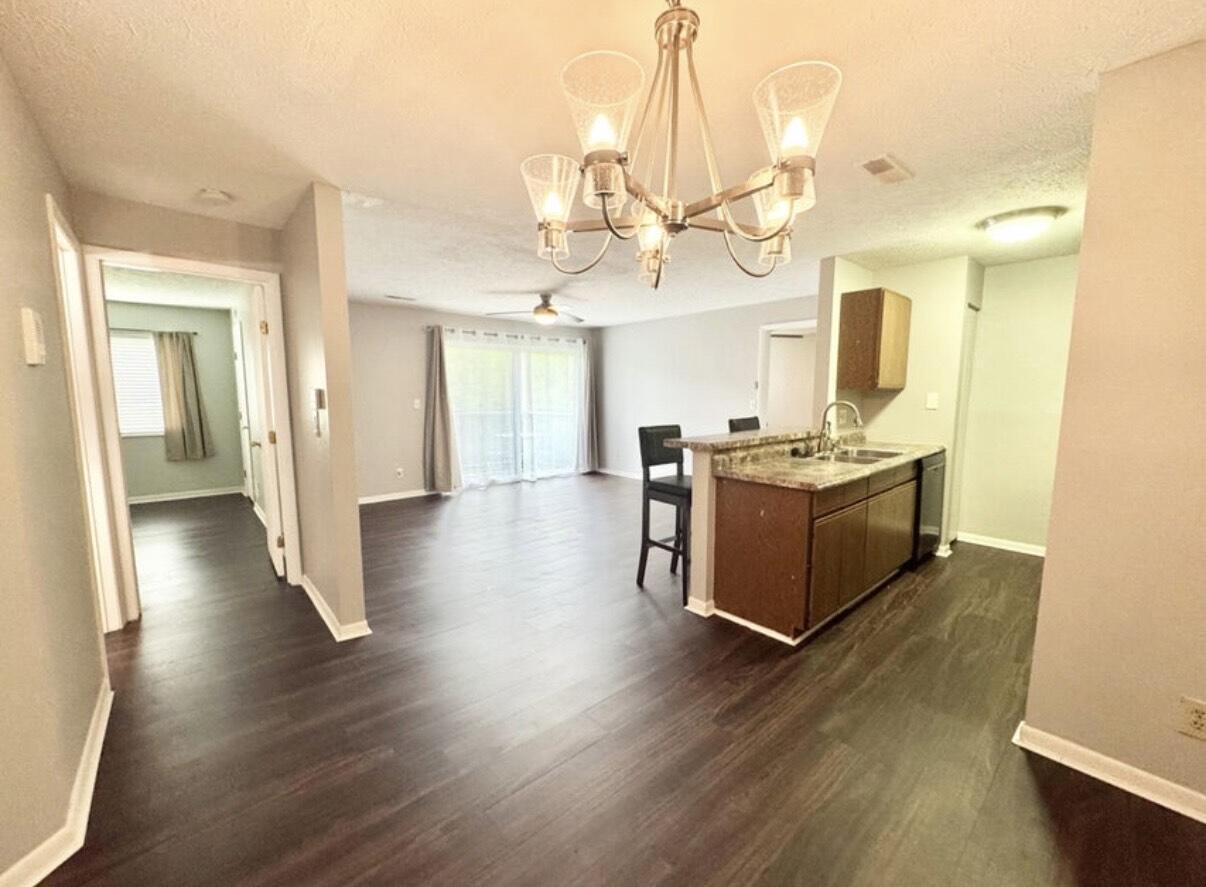 14 Woodland Hills Drive, 8 8