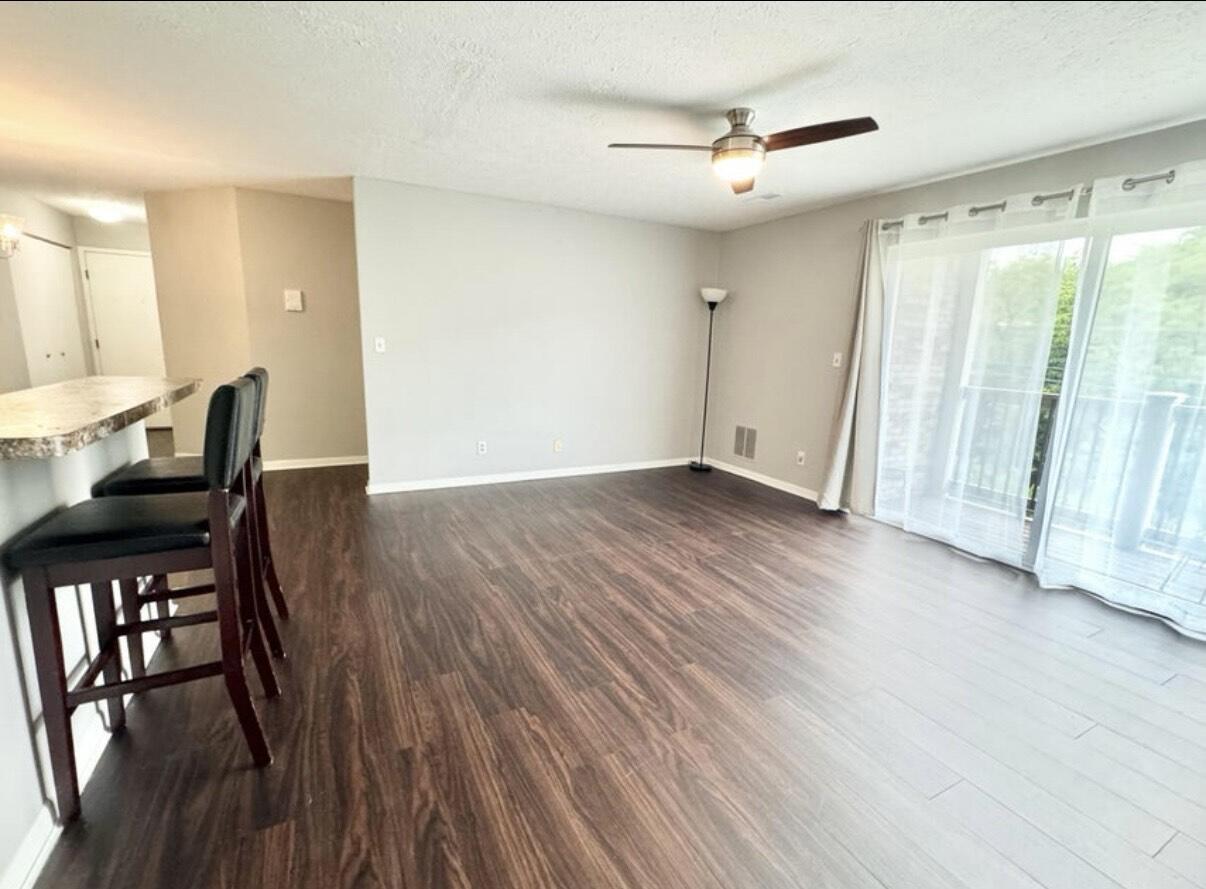 14 Woodland Hills Drive, 8 8