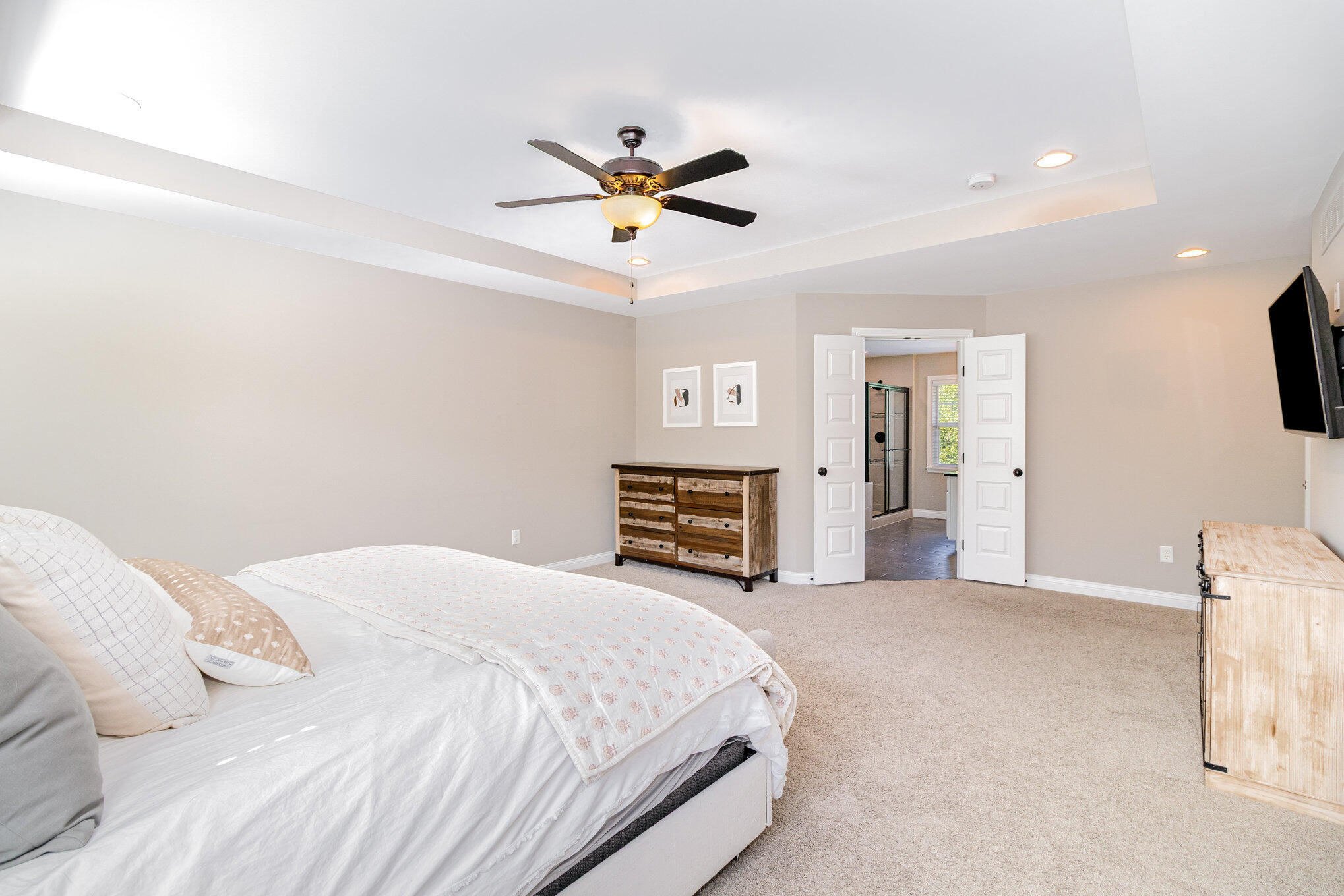 1 Villagrande Boulevard