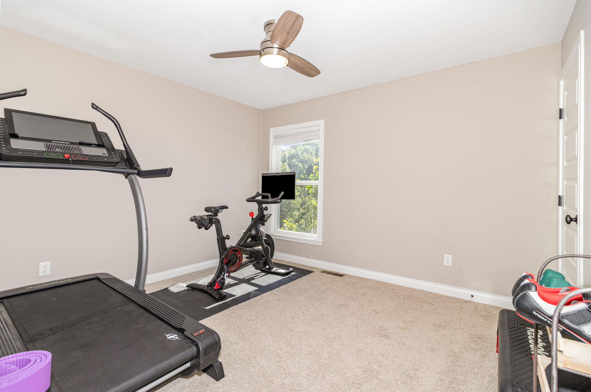 1 Villagrande Boulevard