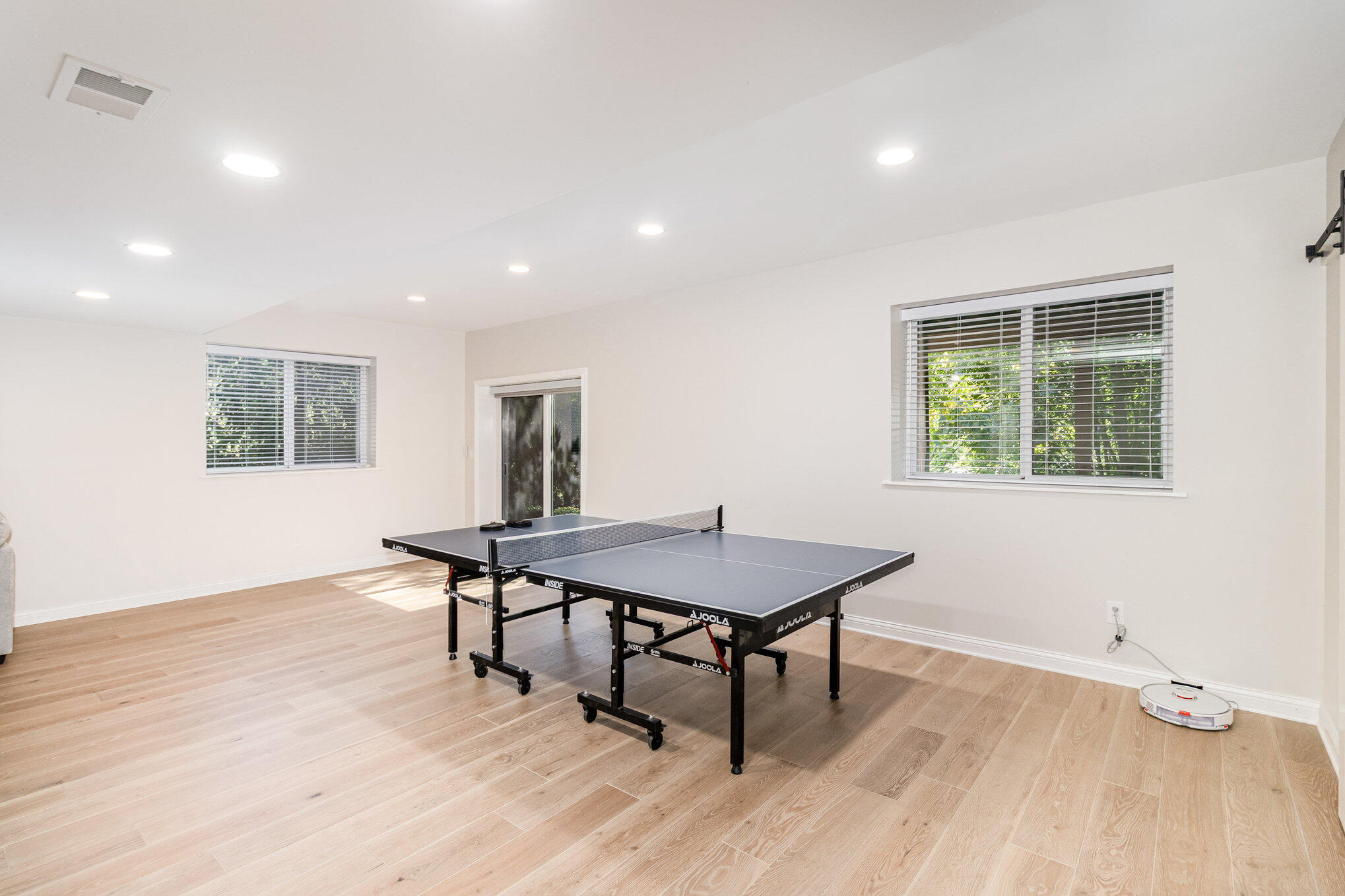 1 Villagrande Boulevard