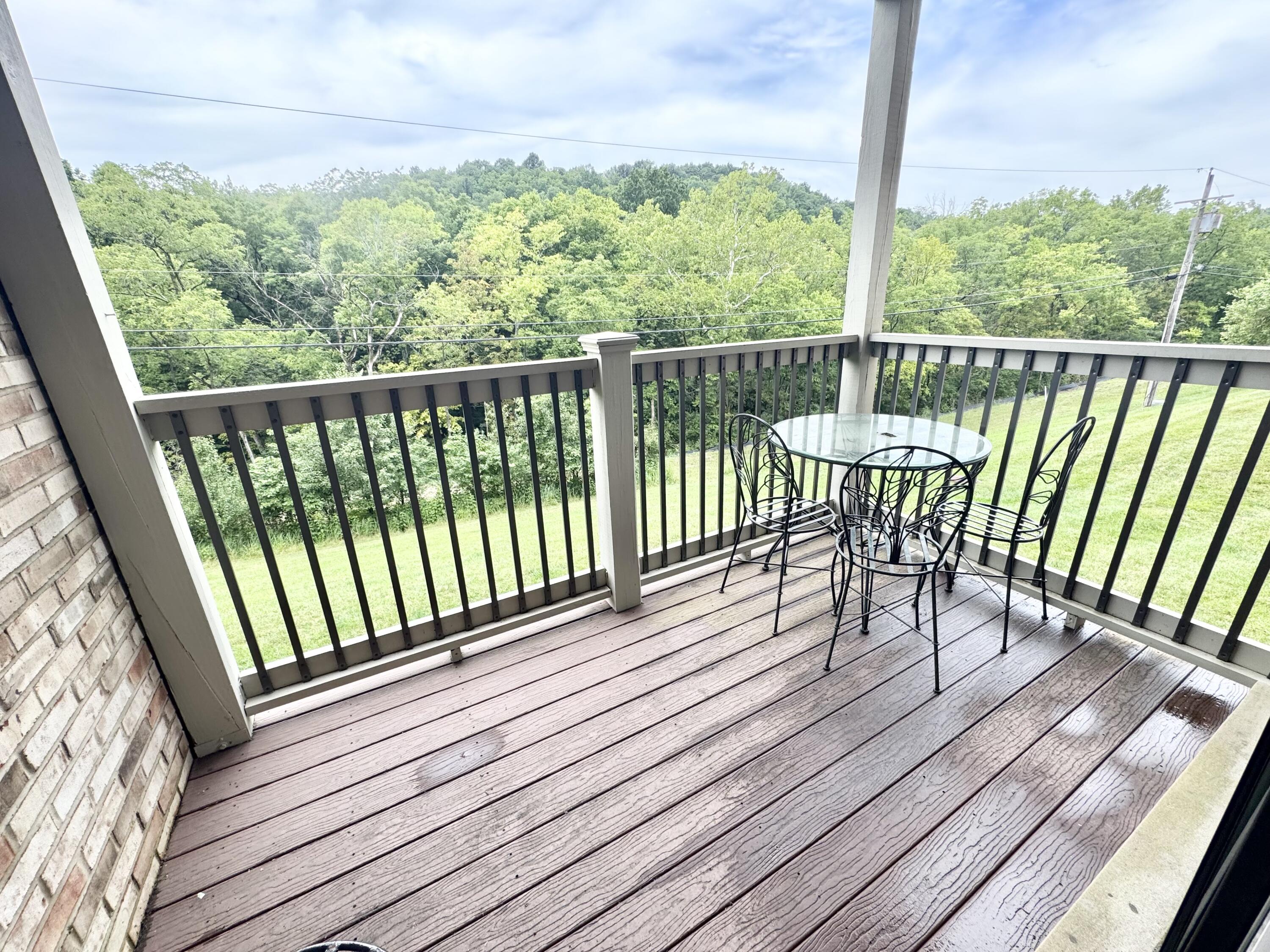 14 Woodland Hills Drive, 8