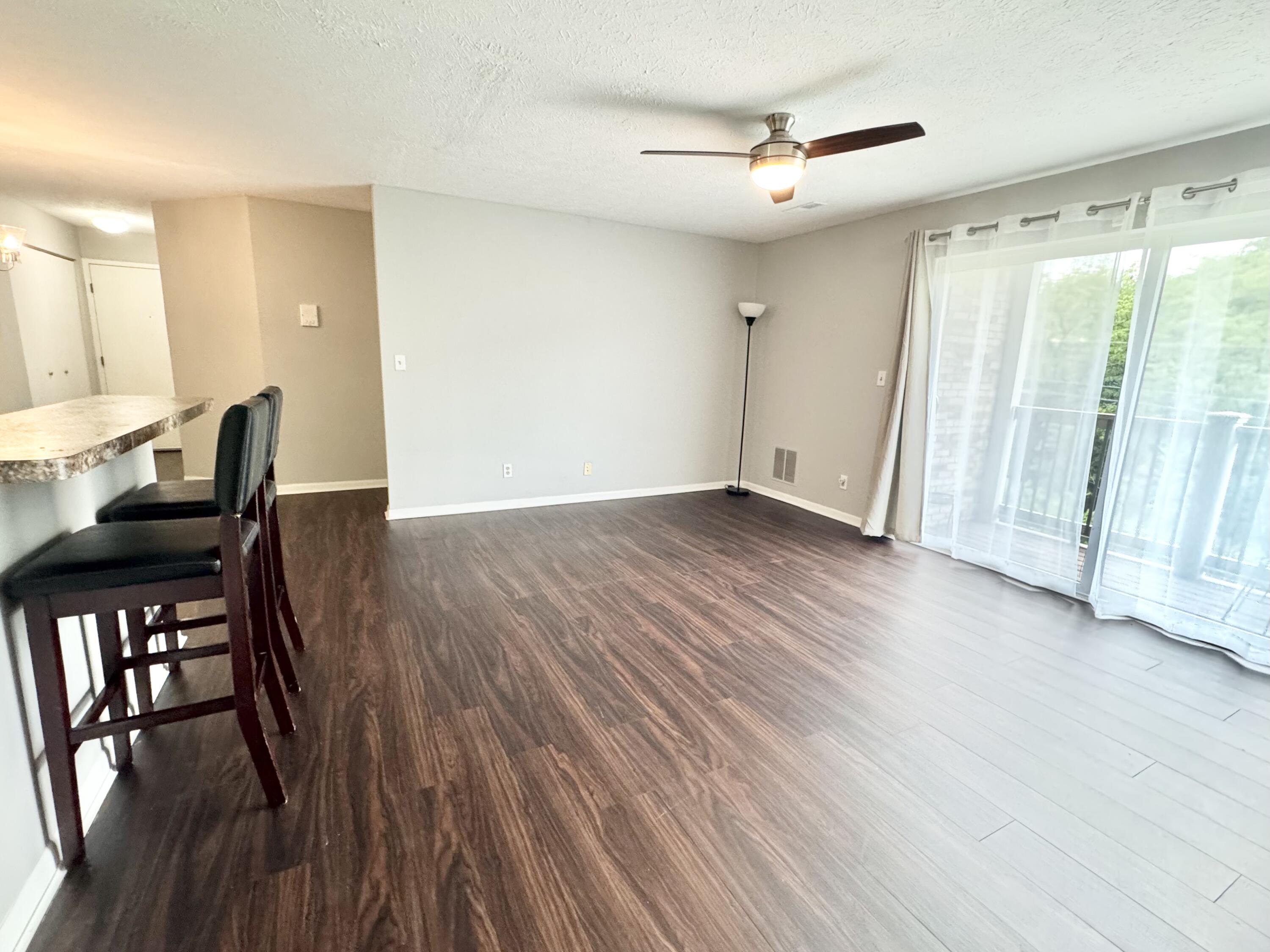 14 Woodland Hills Drive, 8