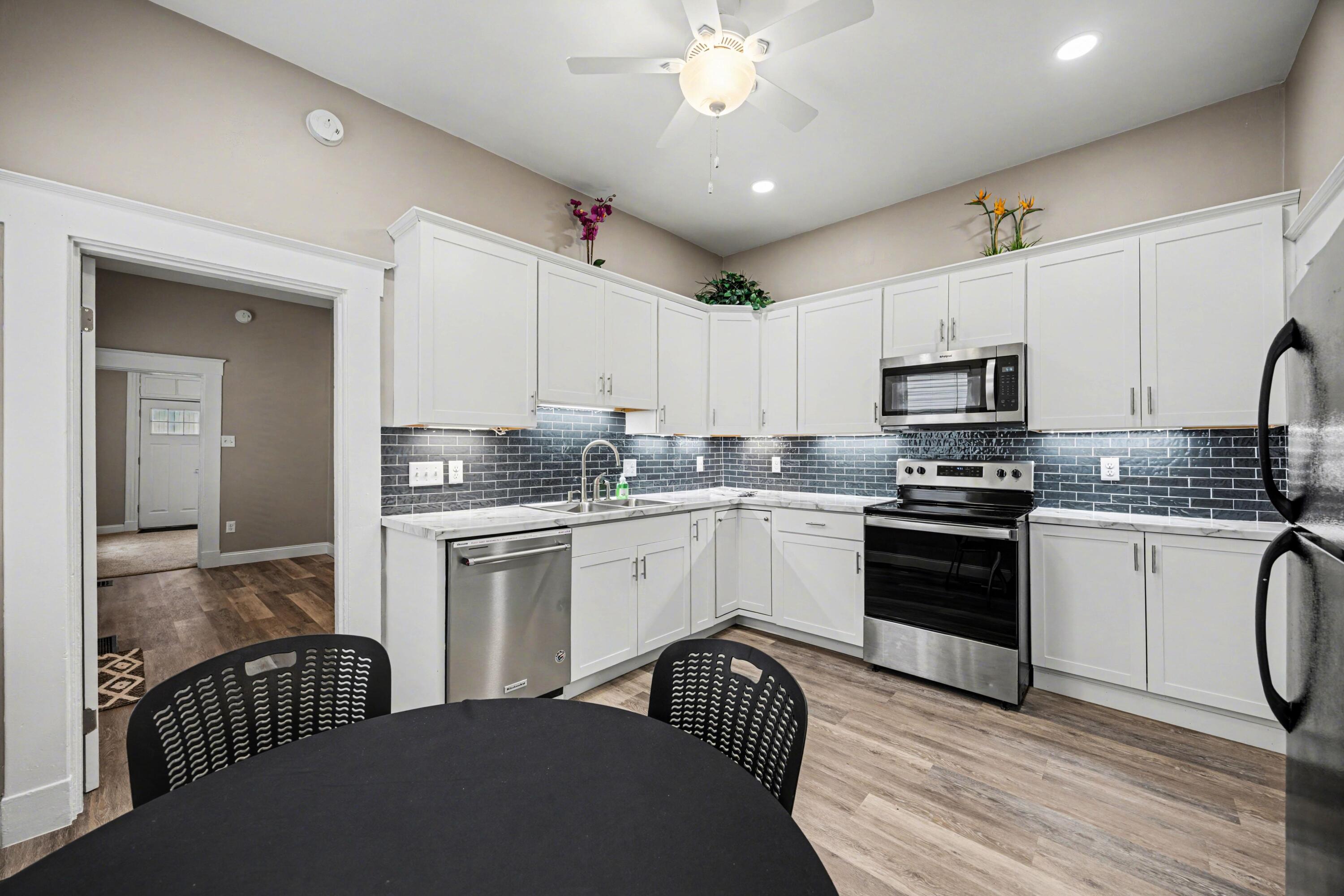 704 W 35th Street