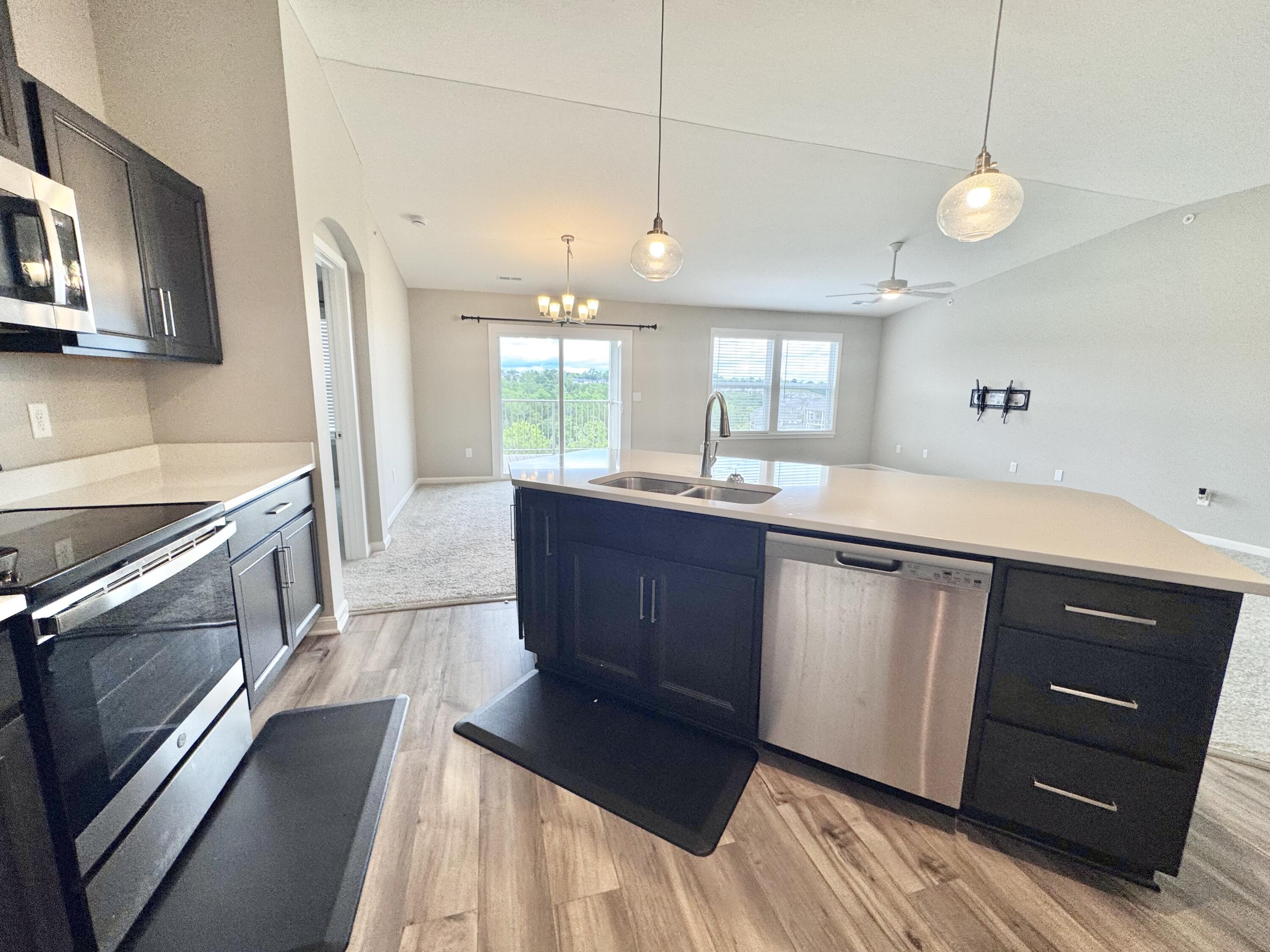7761 Devonshire Drive, 34-304