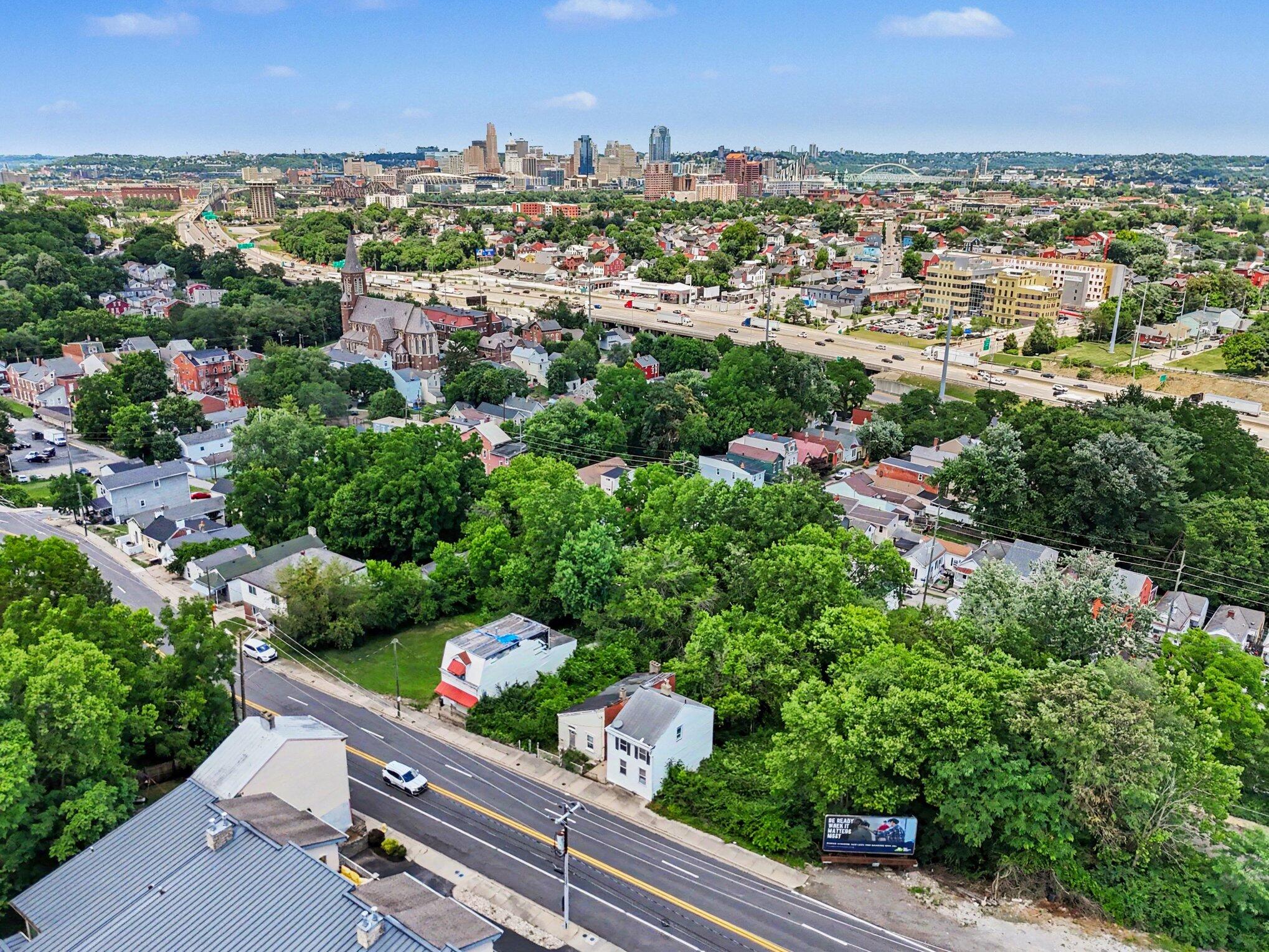1222 W Pike Street