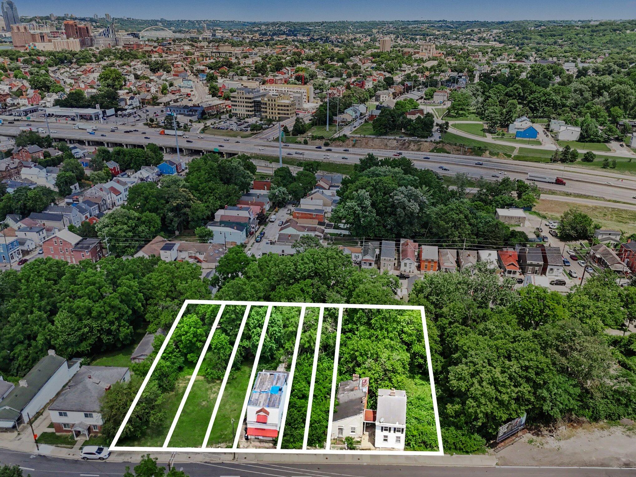 1222 W Pike Street