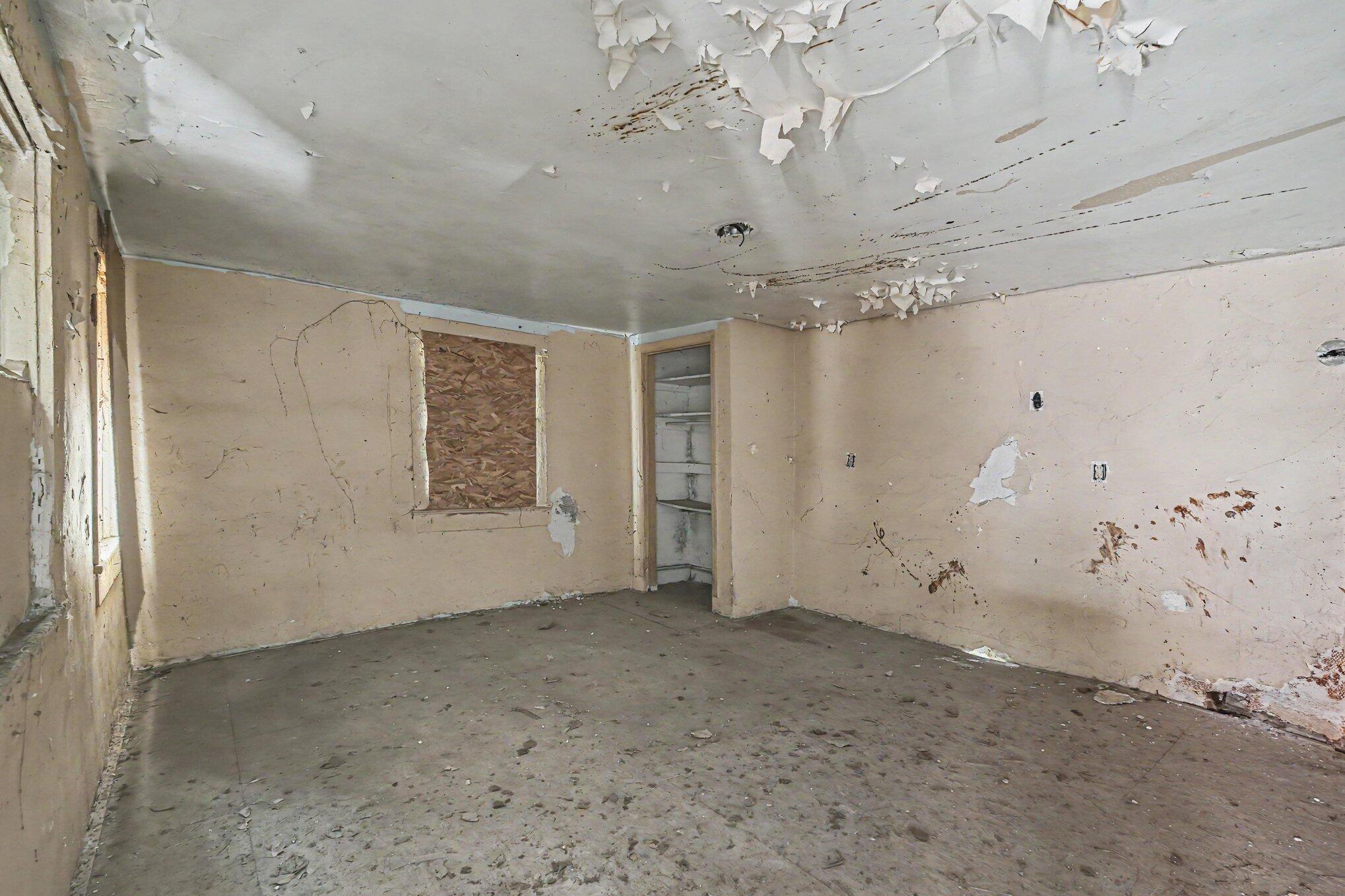 1212 W Pike Street