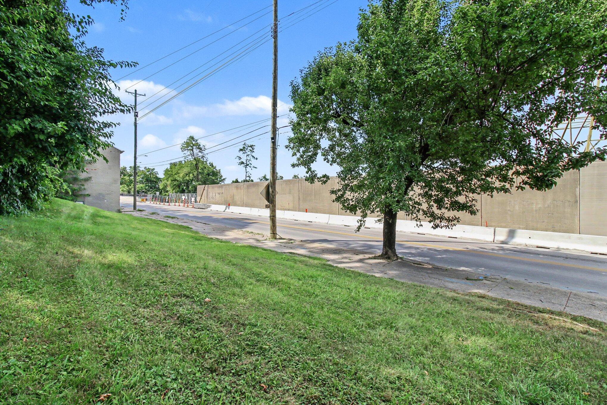 817 Highway Avenue