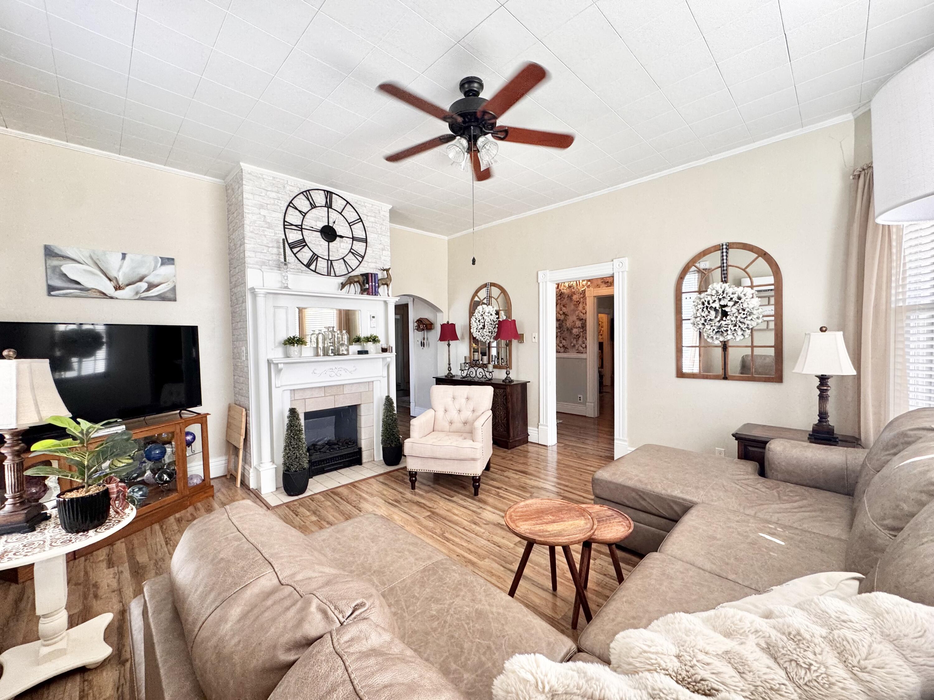 4900 N Highway 227
