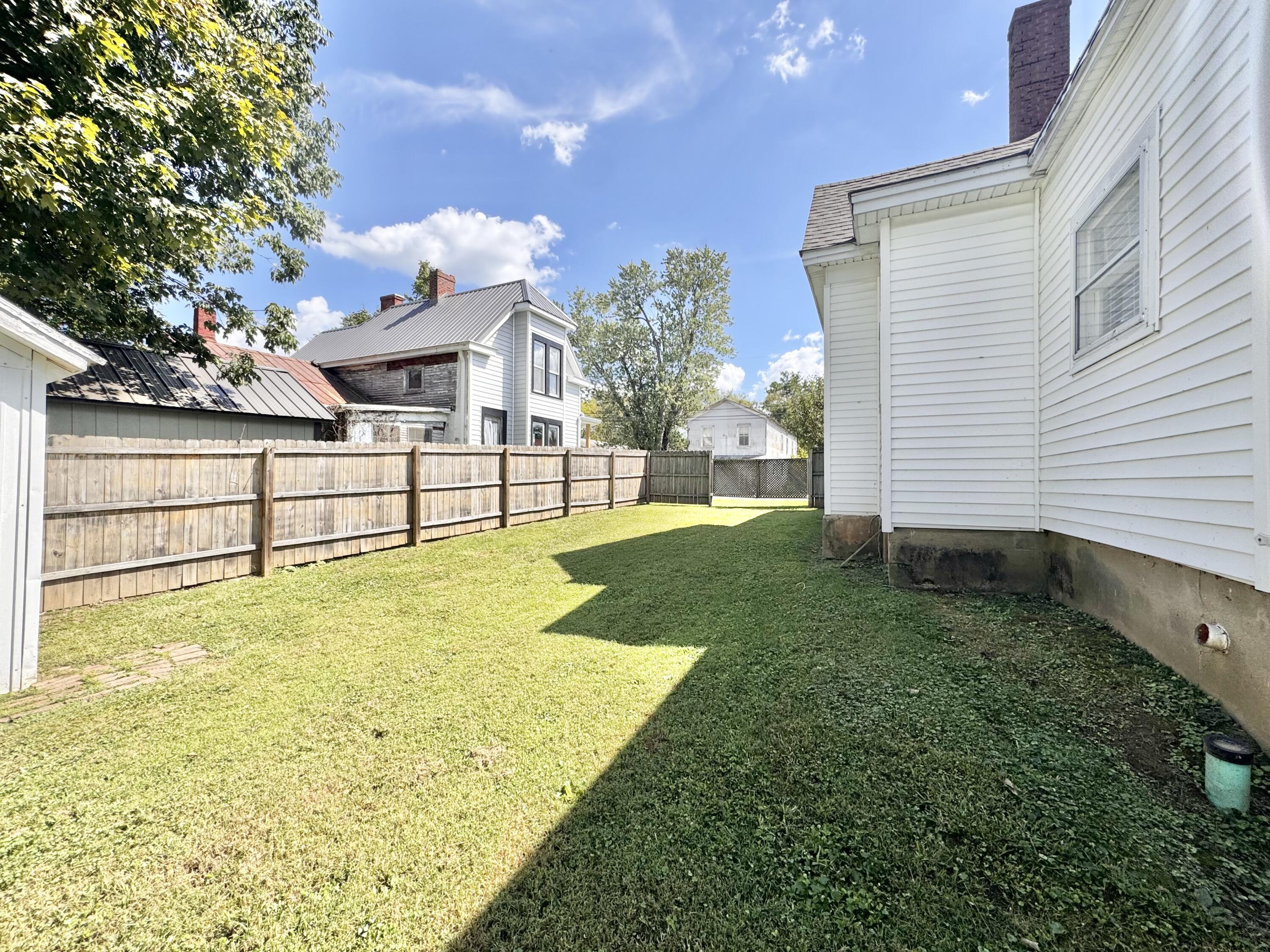 4900 N Highway 227