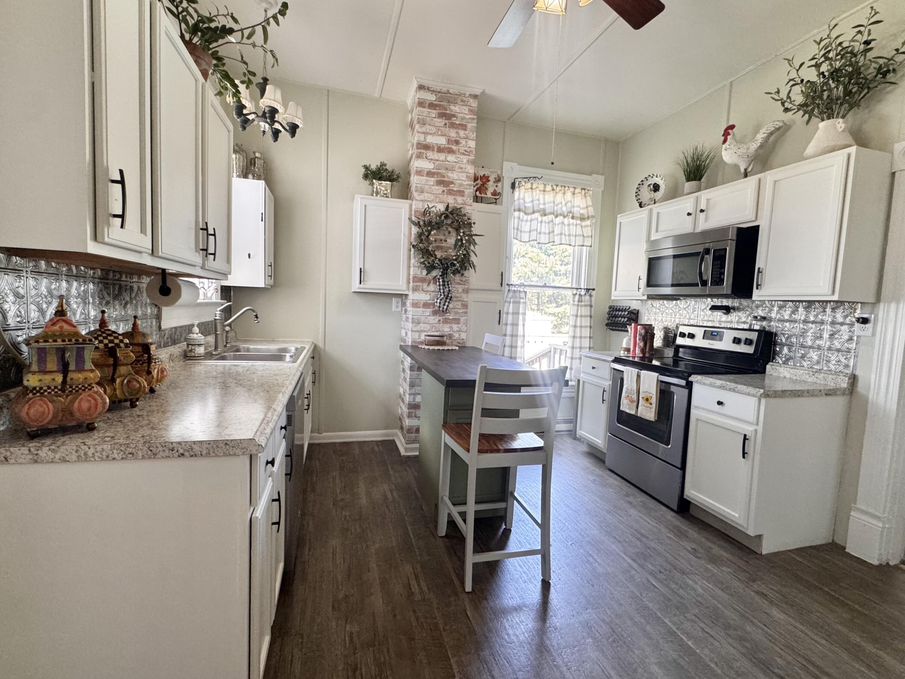 4900 N Highway 227