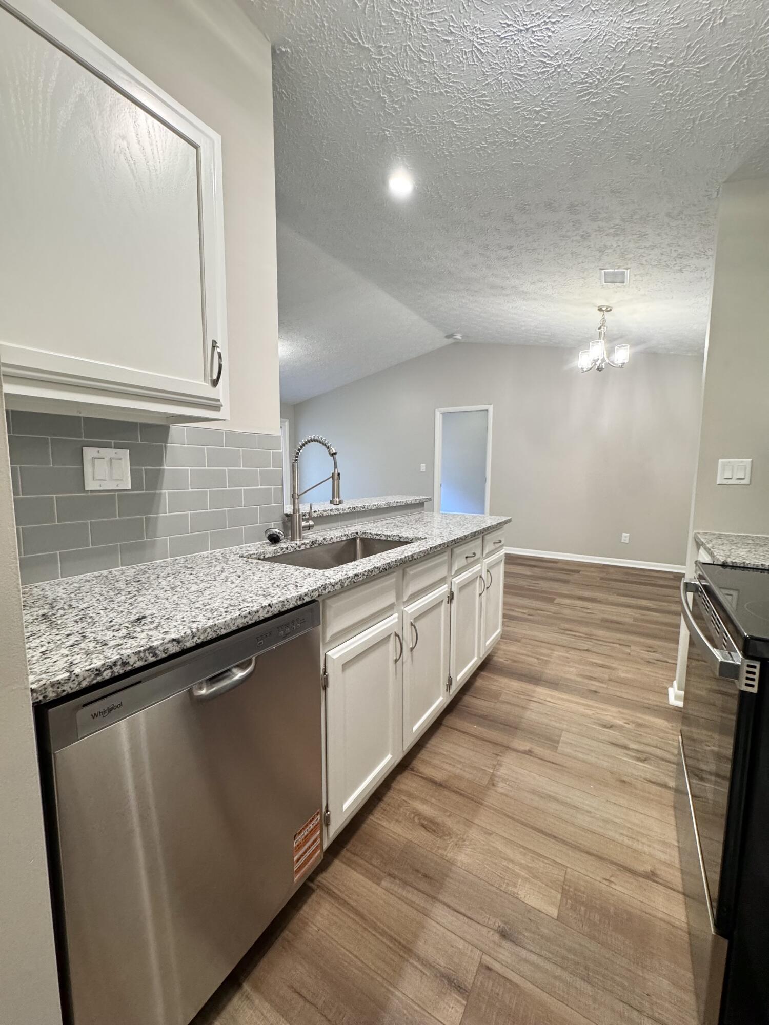 25 Rio Grande Circle, 12