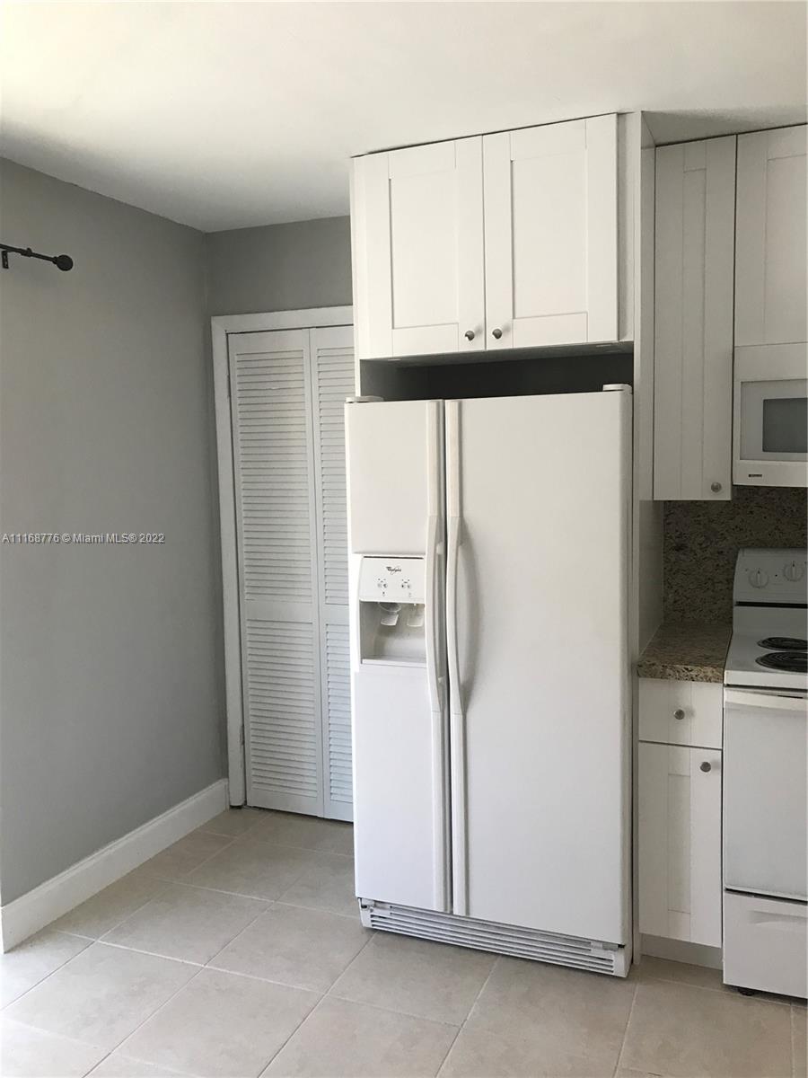 190-192 NW 18 Ave