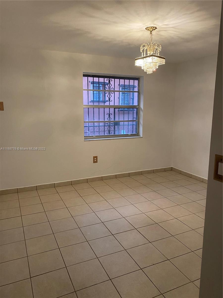 190-192 NW 18 Ave