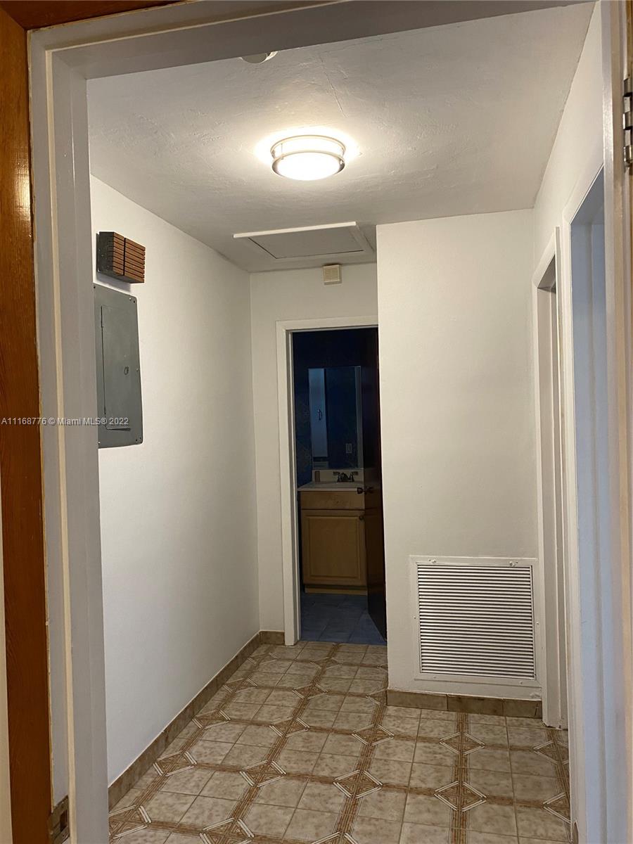 190-192 NW 18 Ave