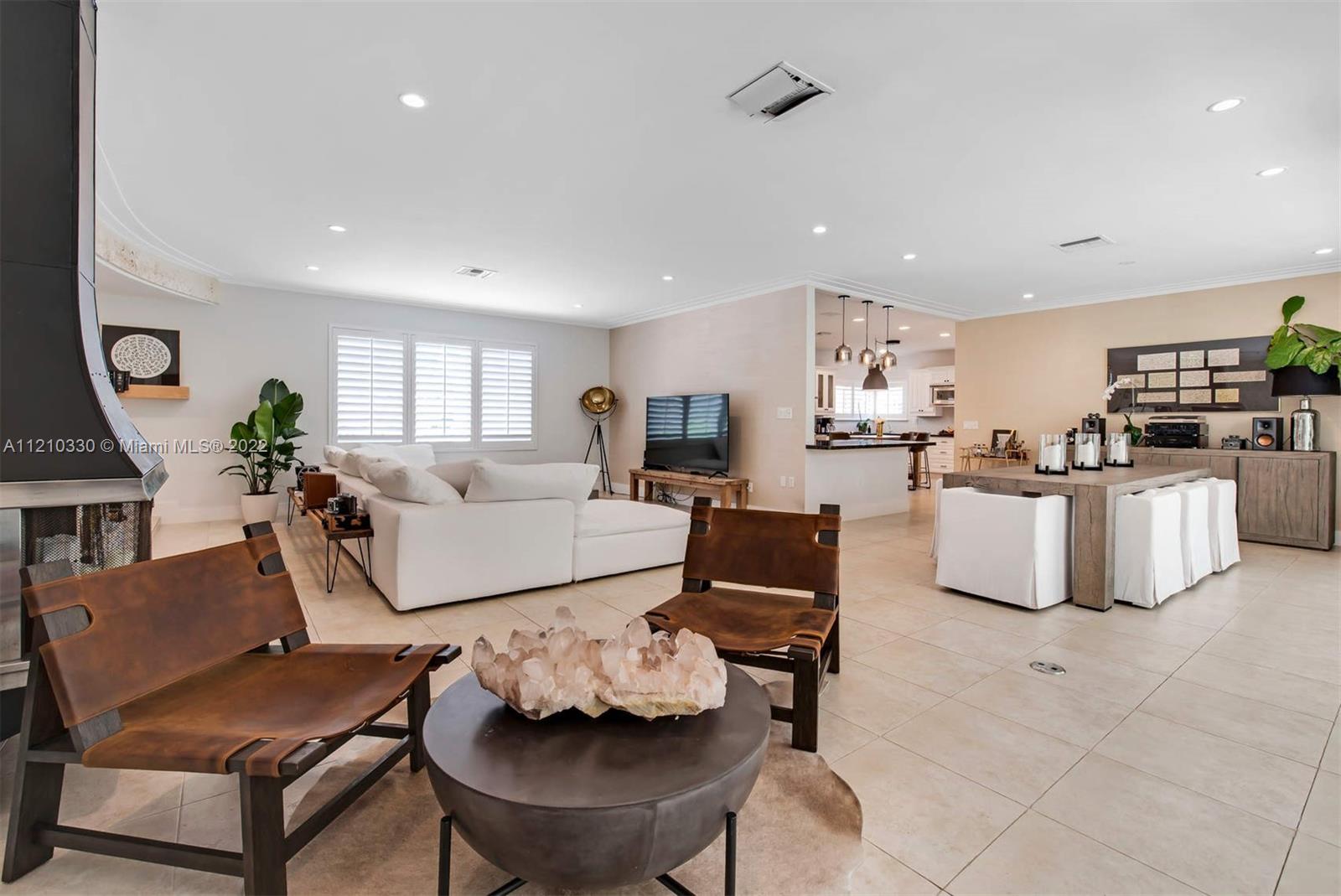 49 N Shore Dr