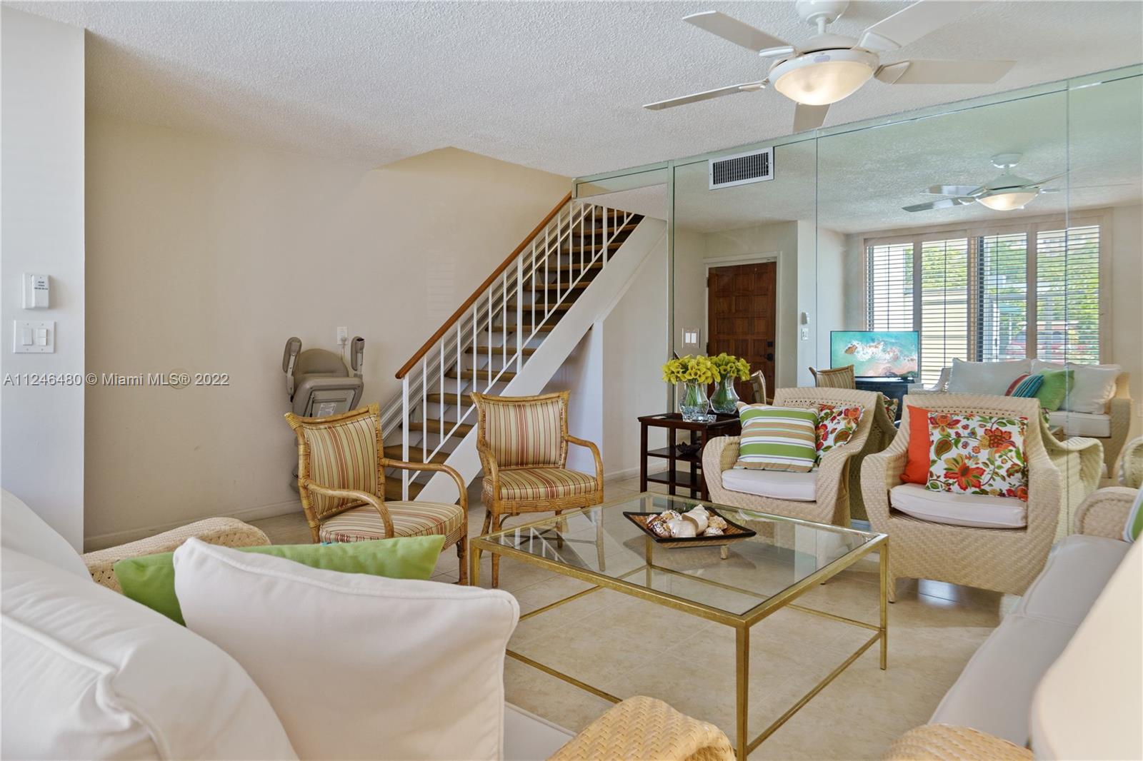 265 Grapetree Dr Unit: 111