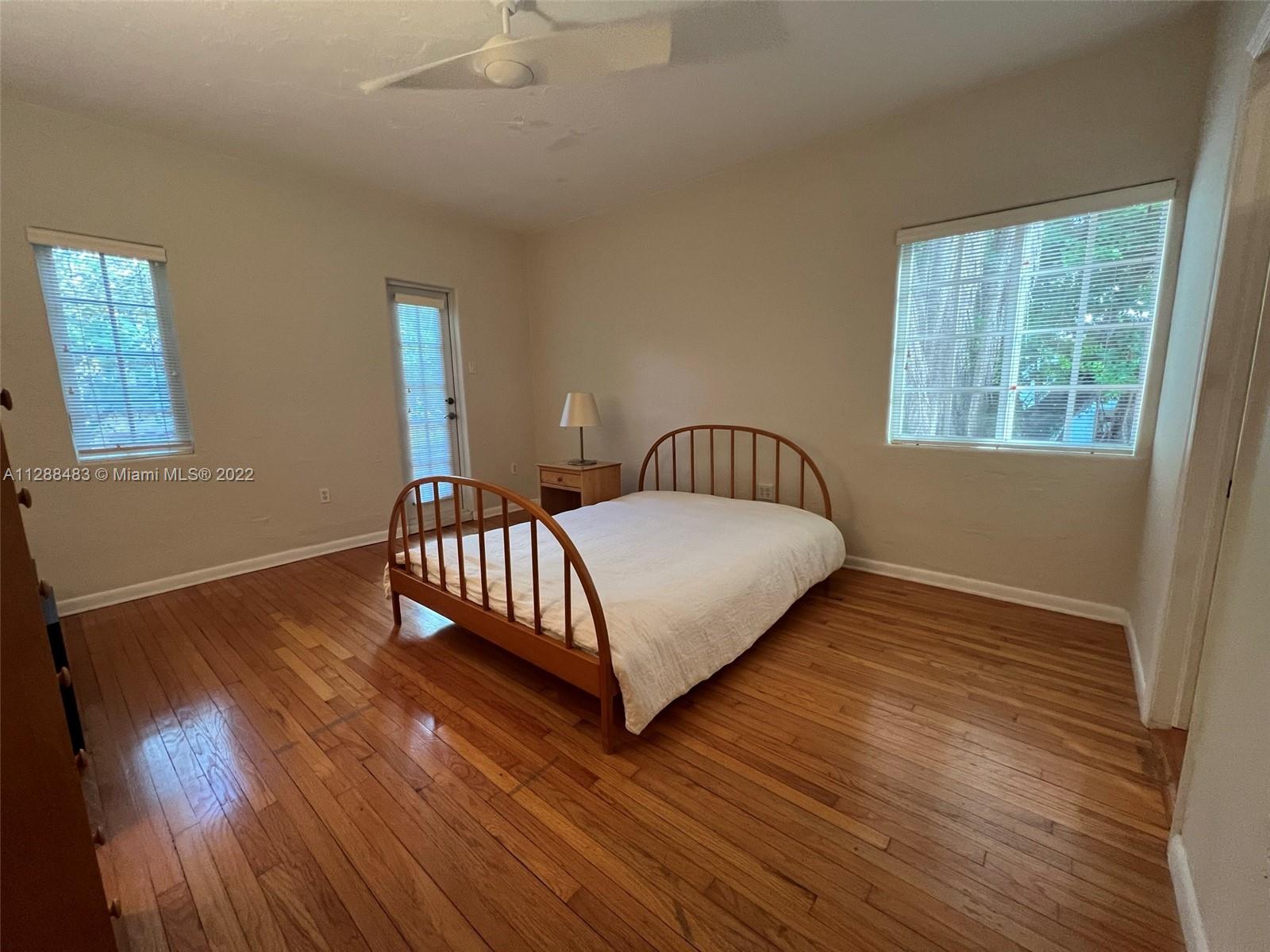 419 S Alhambra Cir