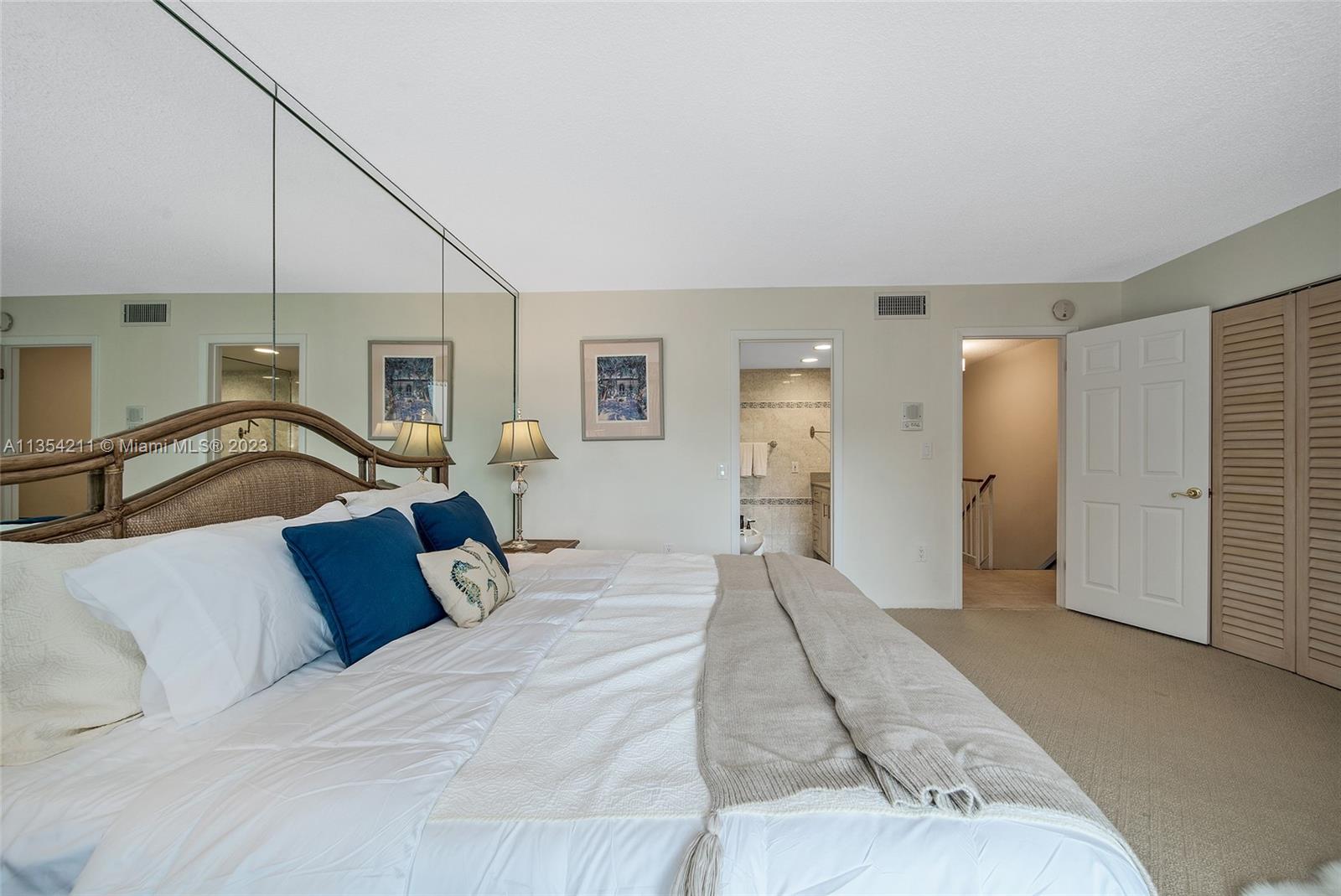 265 Grapetree Dr Unit: 111