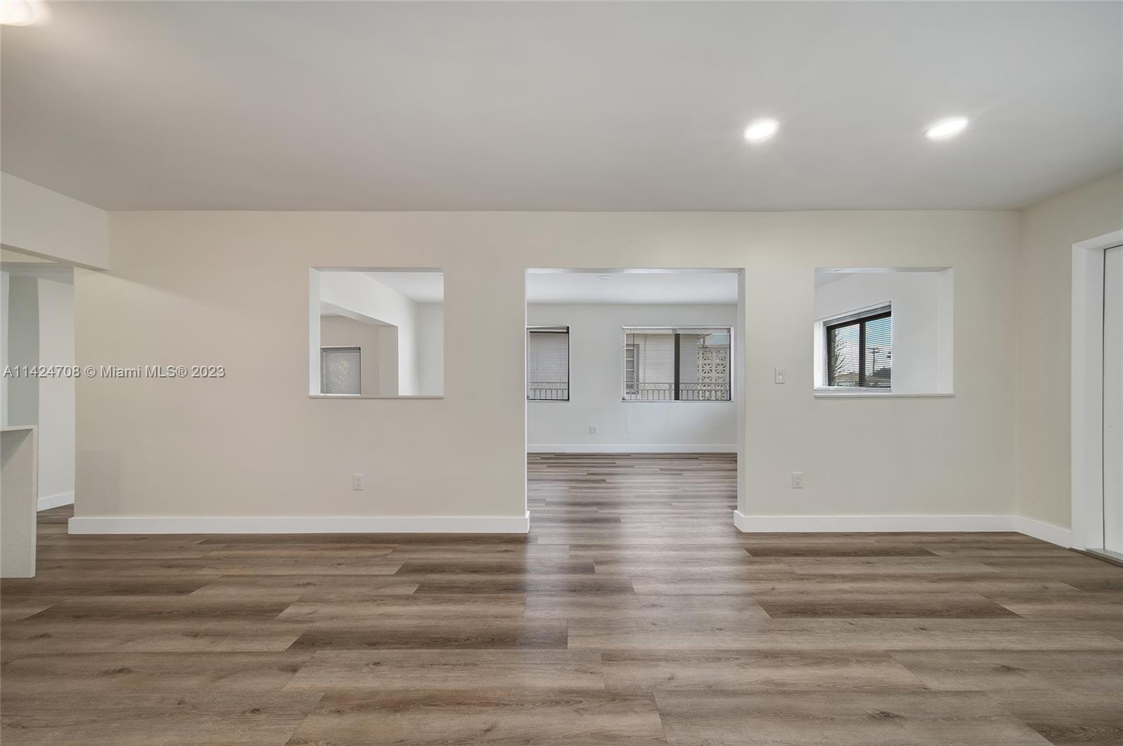 1881 NW 36th Ave Unit: .