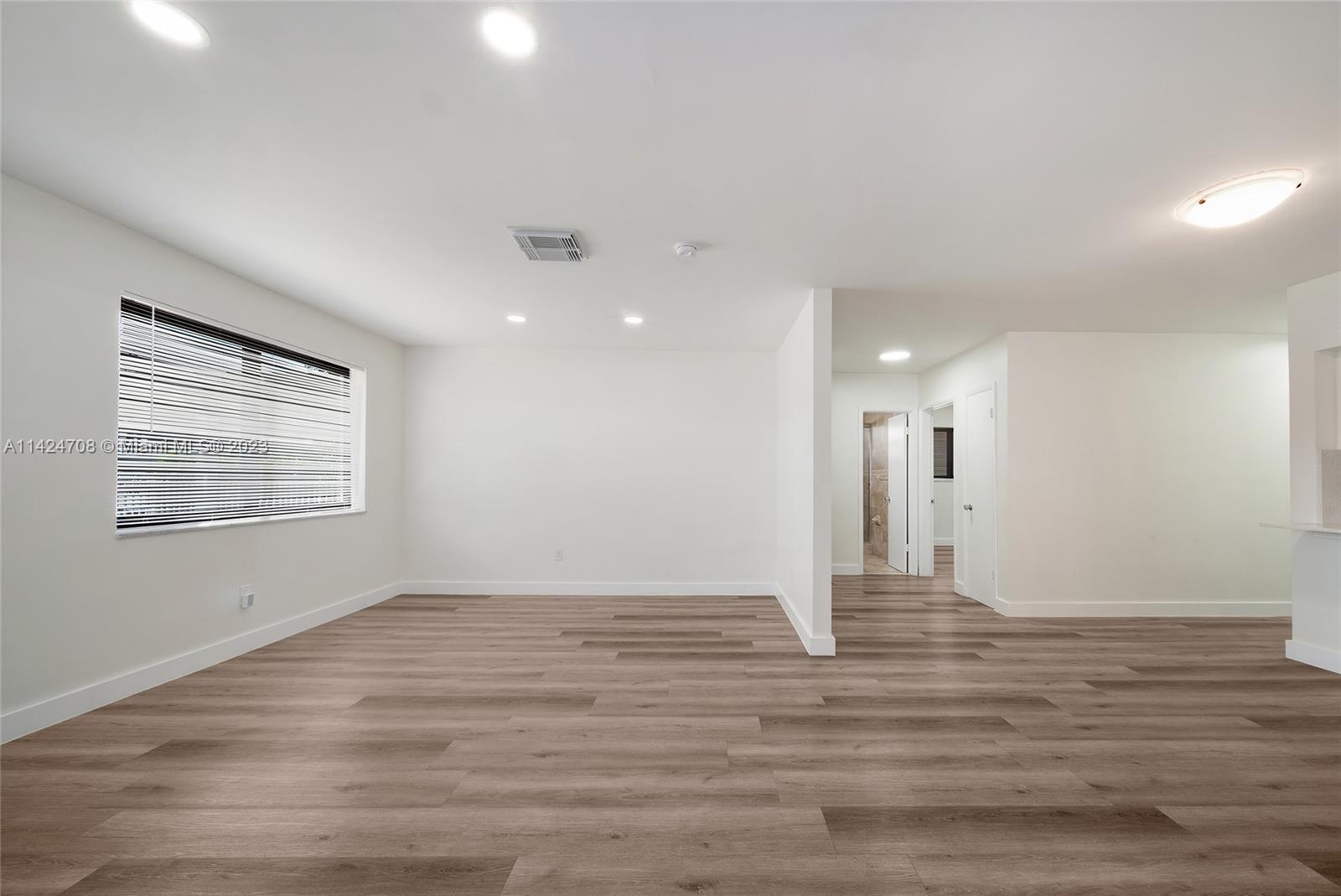1881 NW 36th Ave Unit: .