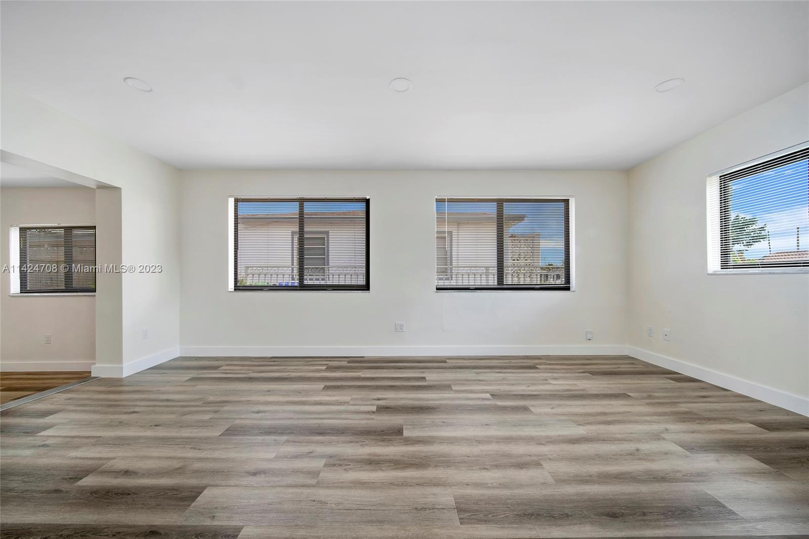 1881 NW 36th Ave Unit: .