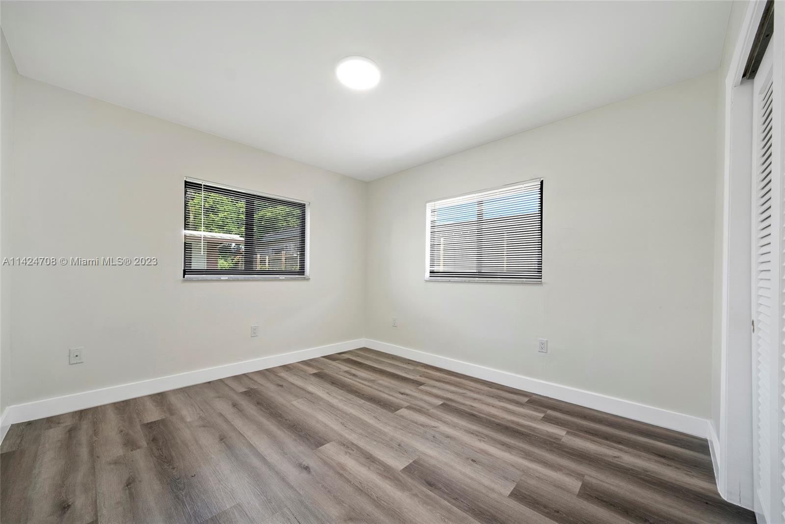 1881 NW 36th Ave Unit: .
