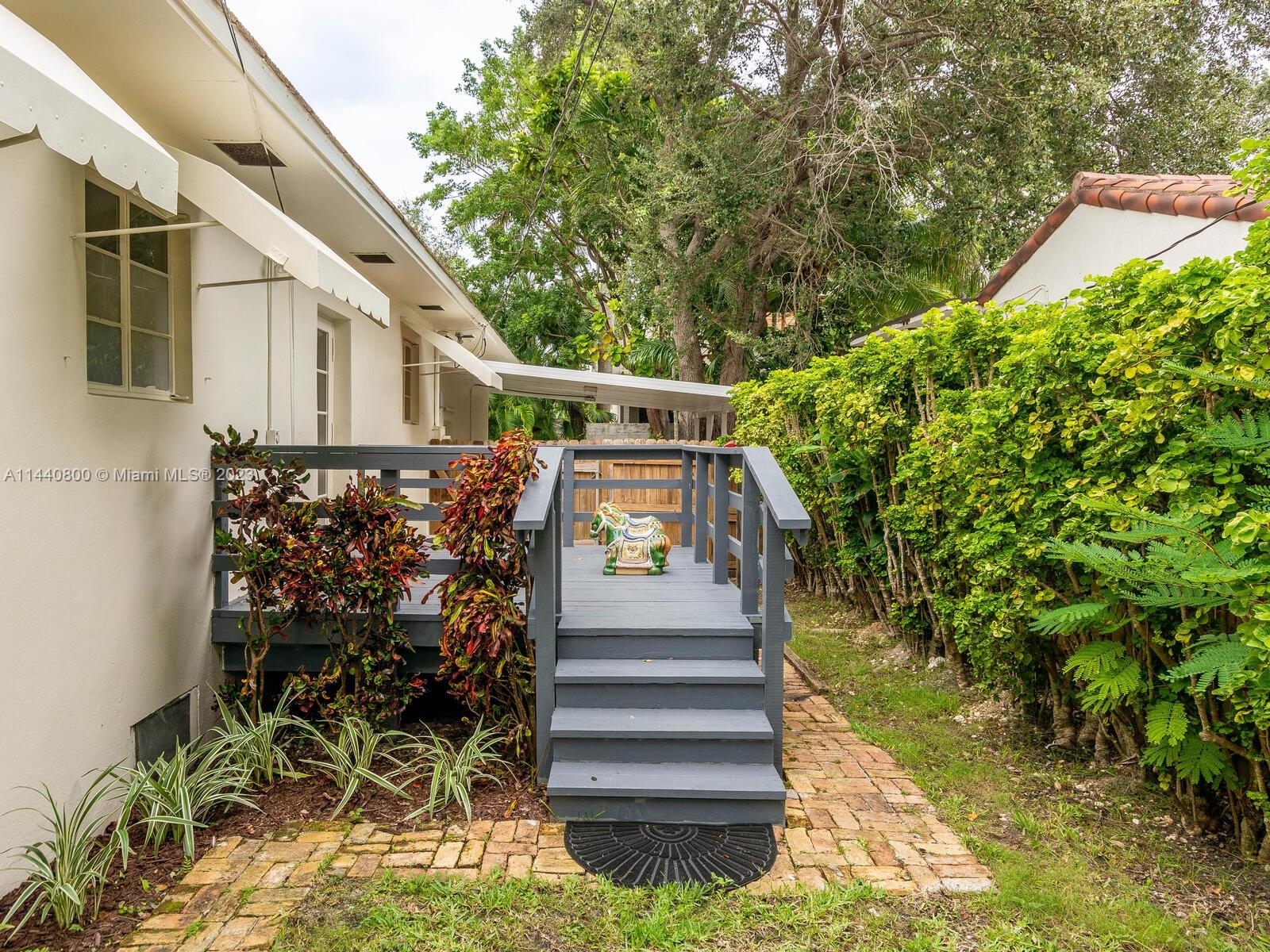3141 Jefferson St Unit: .