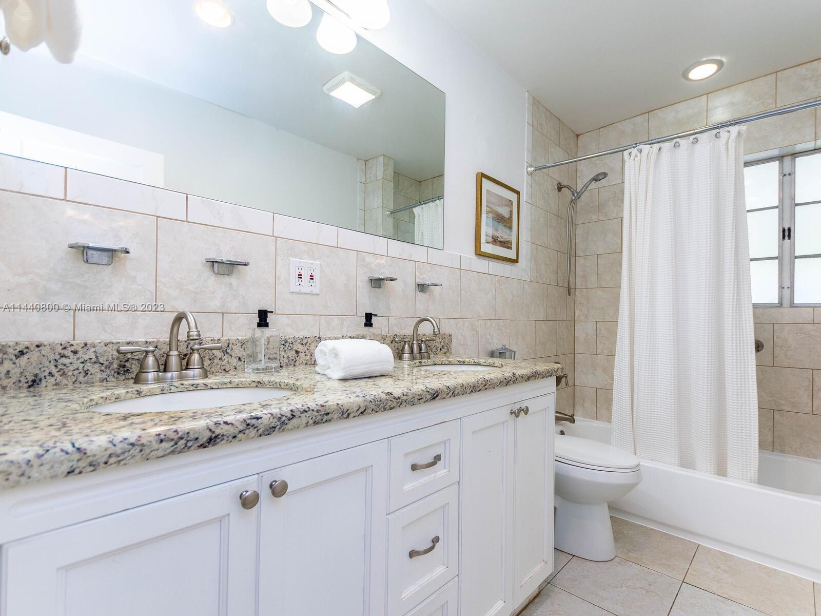 3141 Jefferson St Unit: .