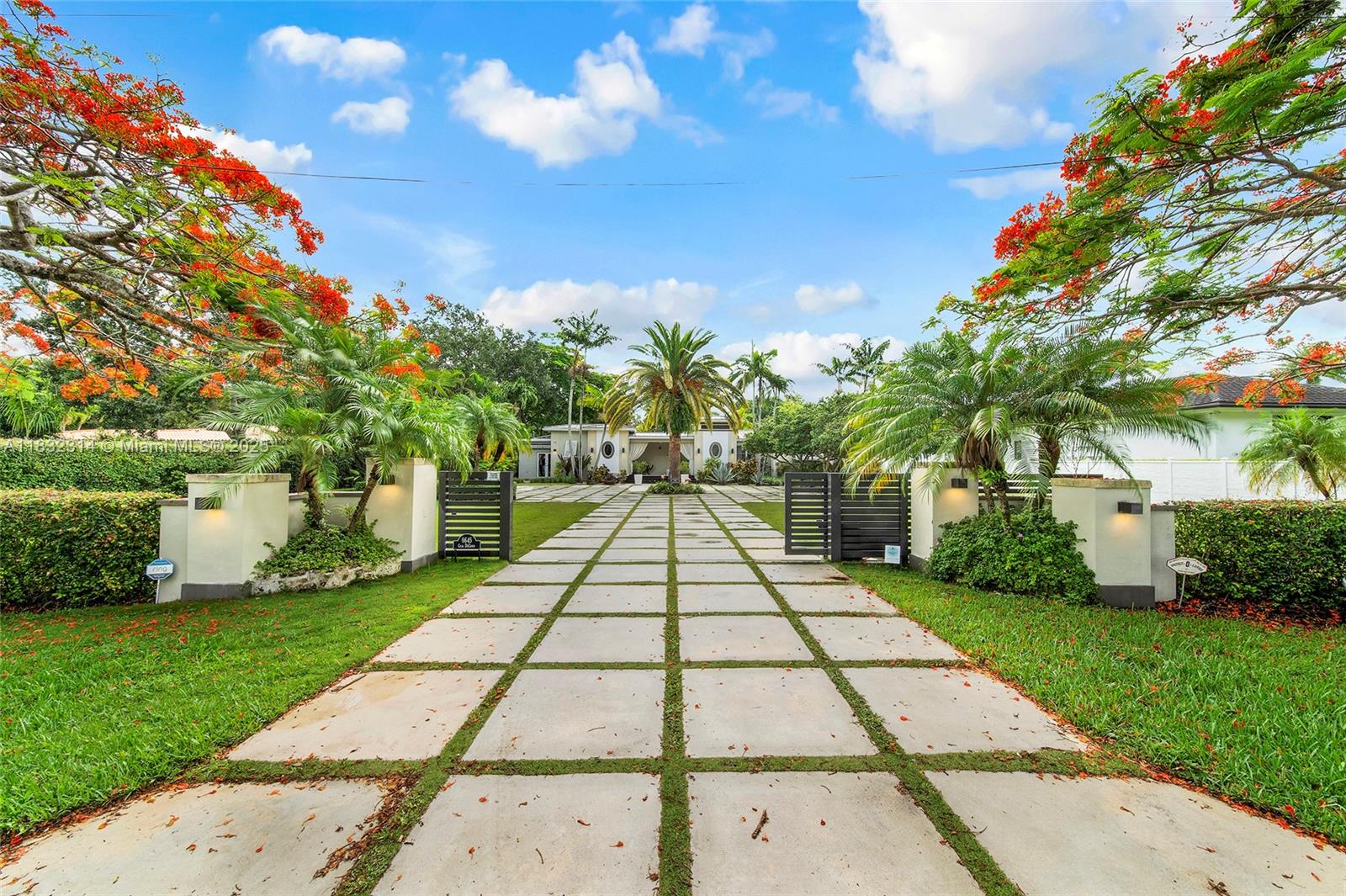 6645 SW 73rd Ct Unit: .